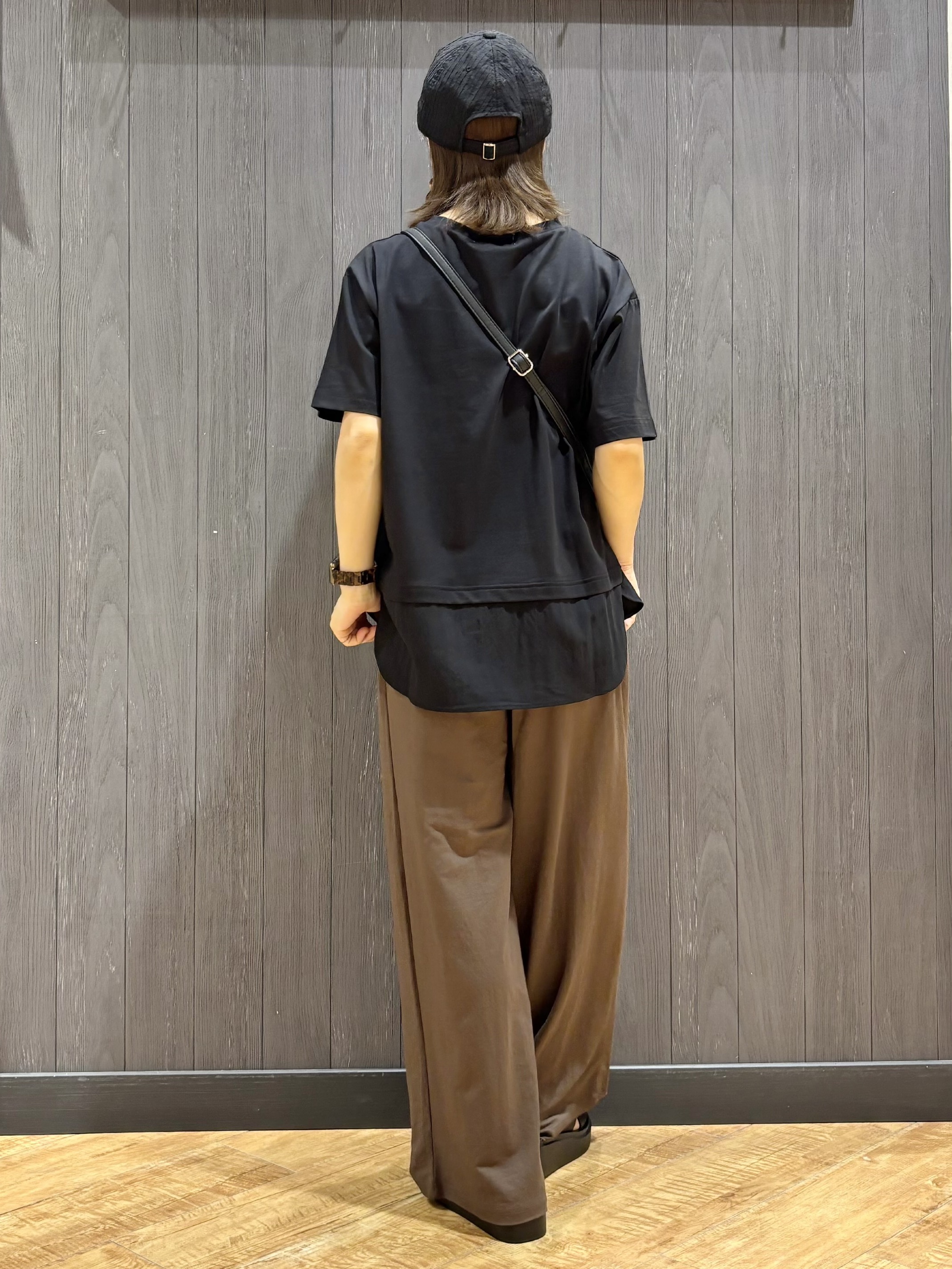 meiさんの「SHOO･LA･RUE｜【体型カバー/S-LL/洗濯機可】インせず着られる 異素材ドッキングTシャツ」を使ったコーディネート