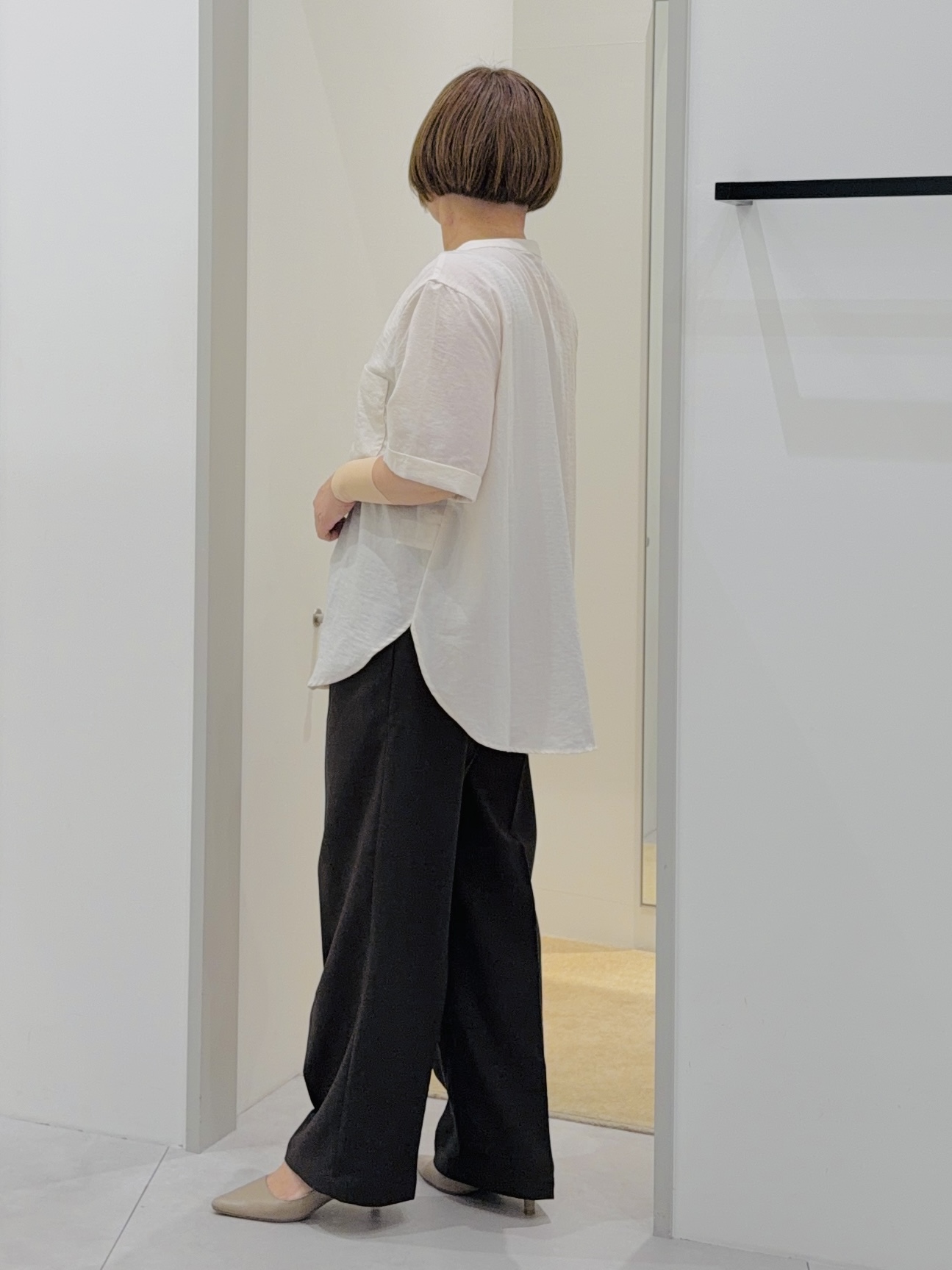 タナさんの「THE SHOP TK｜【M-XL/秋始めにちょうどいい】細見え5分袖Wポケットシャツ」を使ったコーディネート