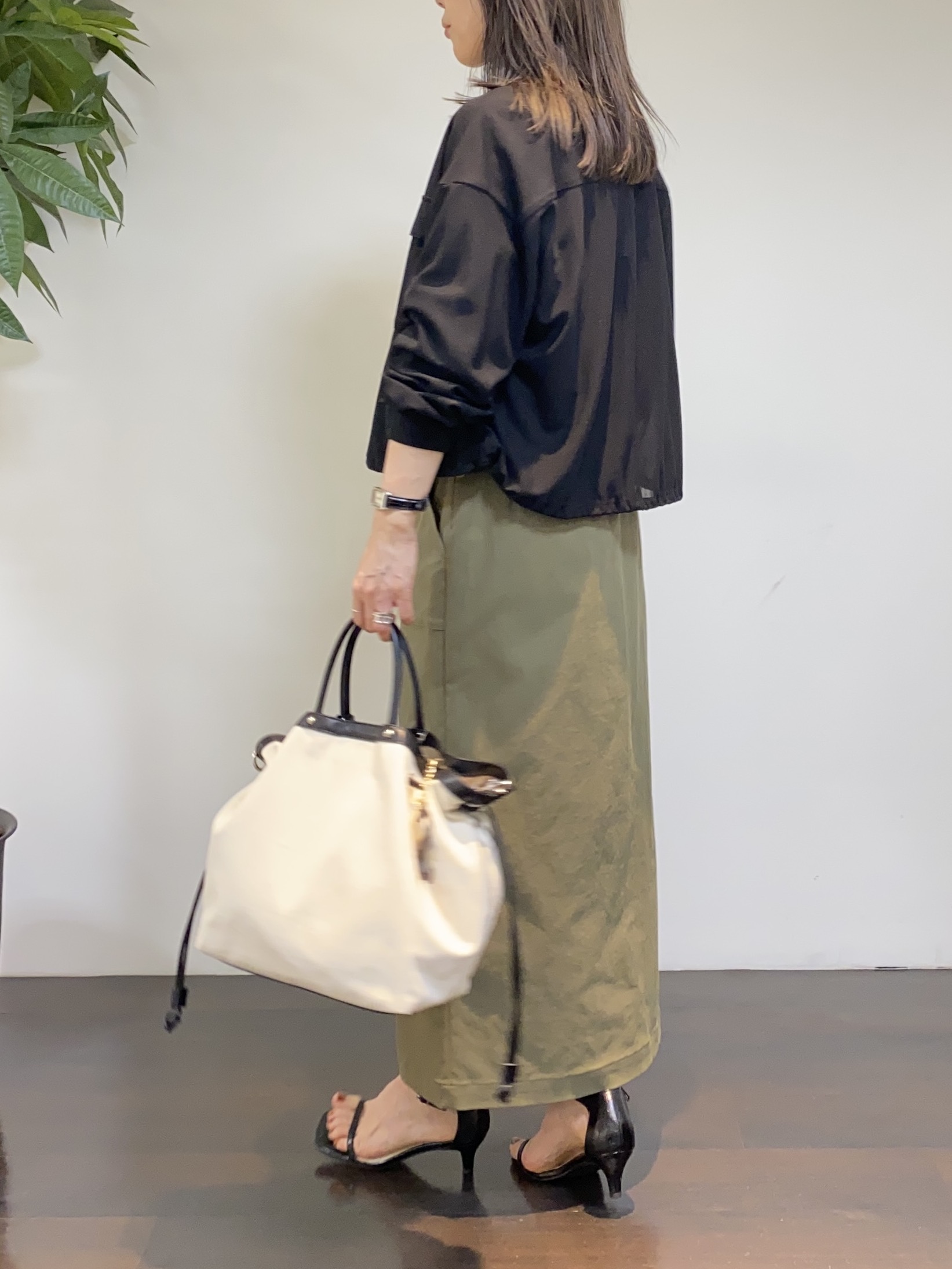 tomoさんの「UNTITLED｜◆【古畑星夏さん着用/洗える】シアーブルゾン」を使ったコーディネート