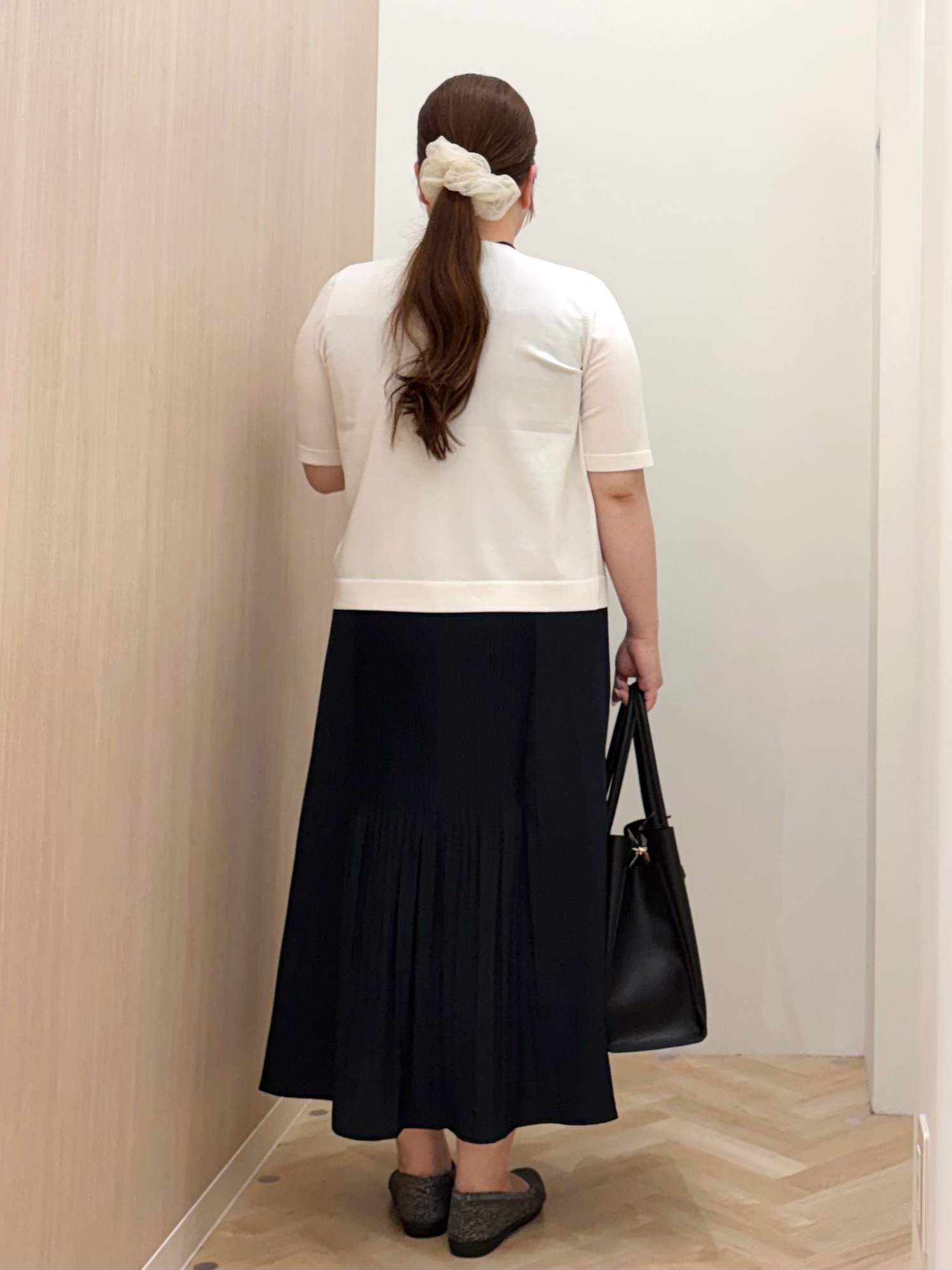 akariさんの「grove｜【UV・洗濯機◎】上品コットン混カーディガン」を使ったコーディネート