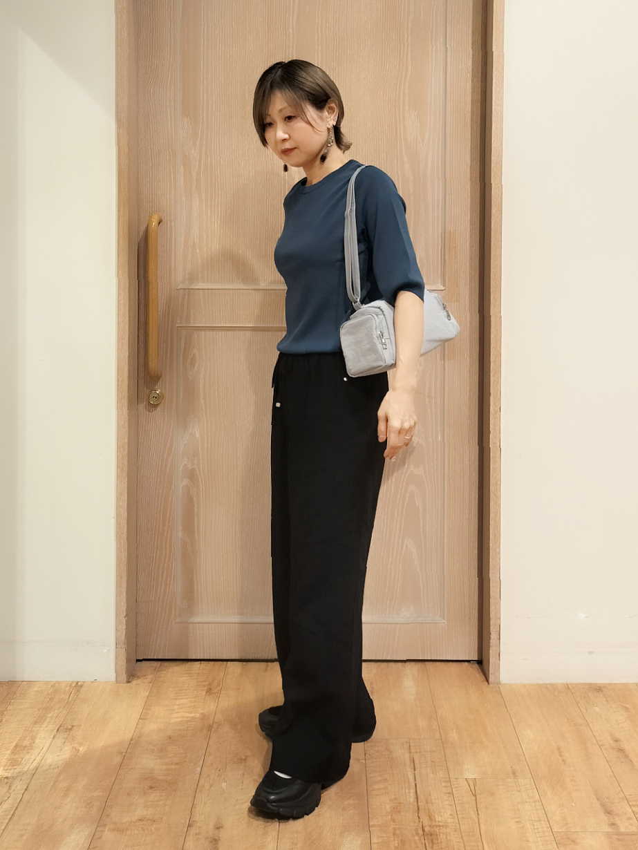 YUKIさんの「SHOO･LA･RUE｜【ガンガン洗える/毛玉になりにくい】二の腕見せない 5分袖ニット」を使ったコーディネート