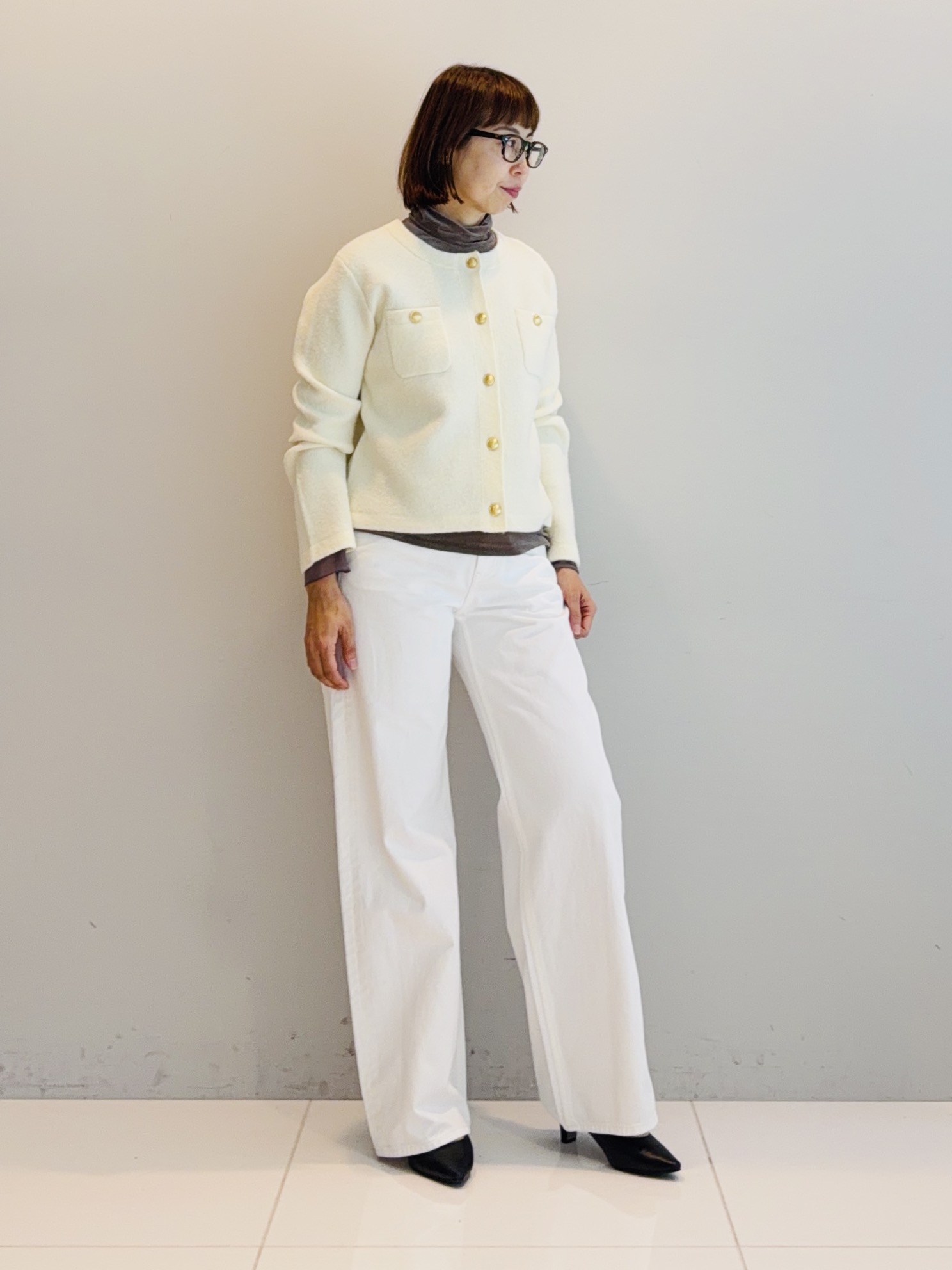 murayamaさんの「INDIVI｜【レイヤード／袖口シアー／日本製】ベロアジャージトップス」を使ったコーディネート