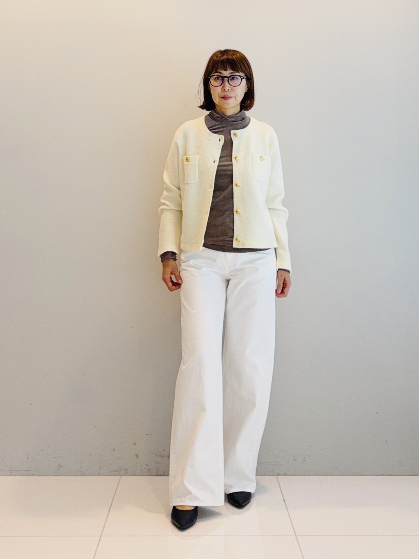 murayamaさんの「INDIVI｜【レイヤード／袖口シアー／日本製】ベロアジャージトップス」を使ったコーディネート