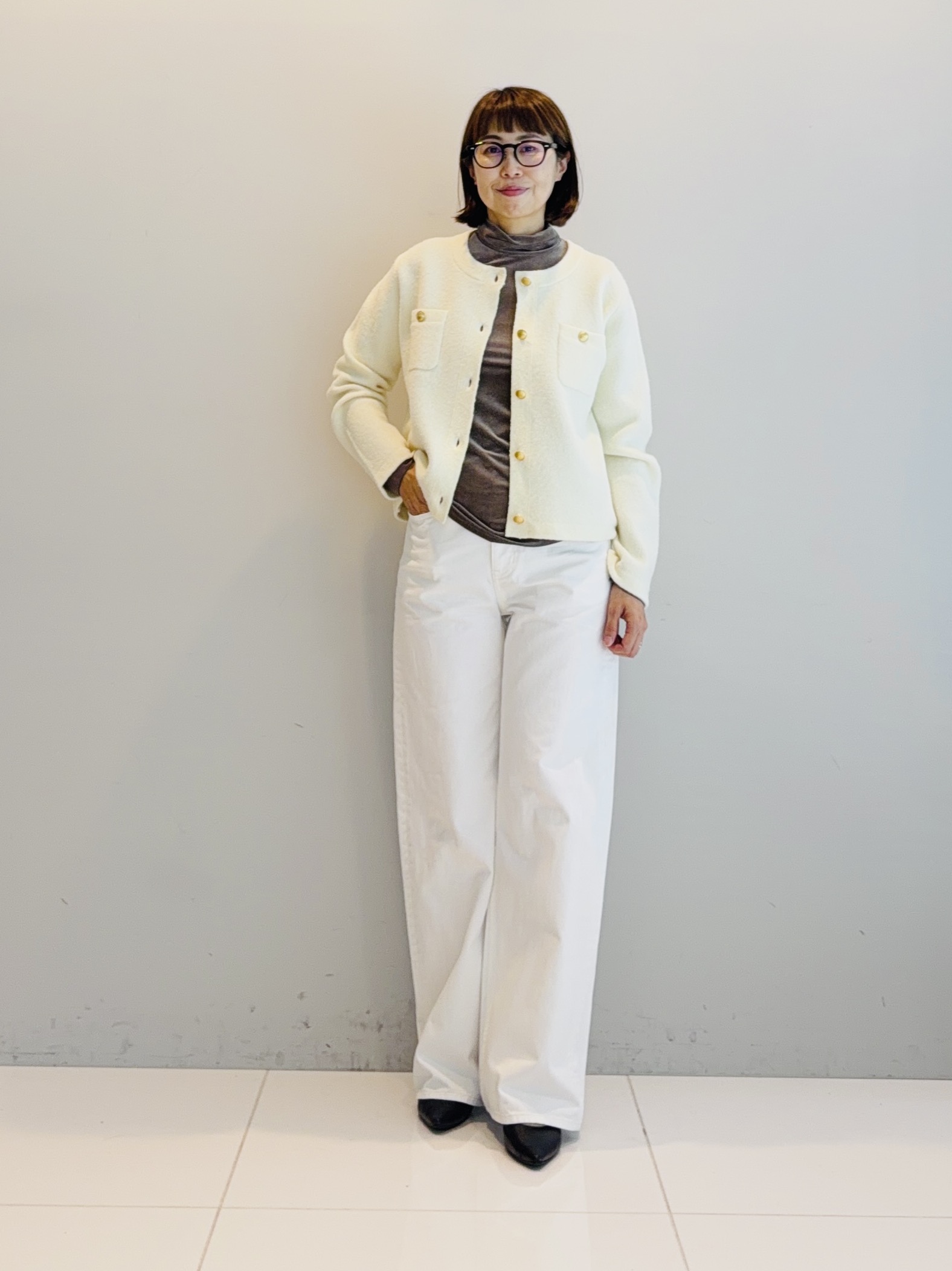 murayamaさんの「INDIVI｜【レイヤード／袖口シアー／日本製】ベロアジャージトップス」を使ったコーディネート
