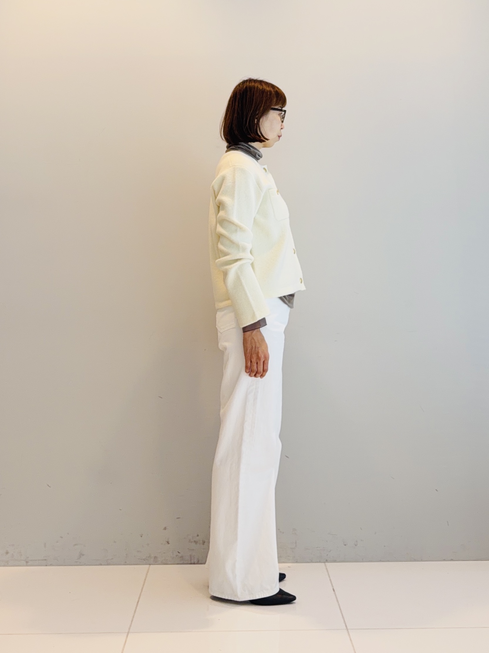 murayamaさんの「INDIVI｜【レイヤード／袖口シアー／日本製】ベロアジャージトップス」を使ったコーディネート