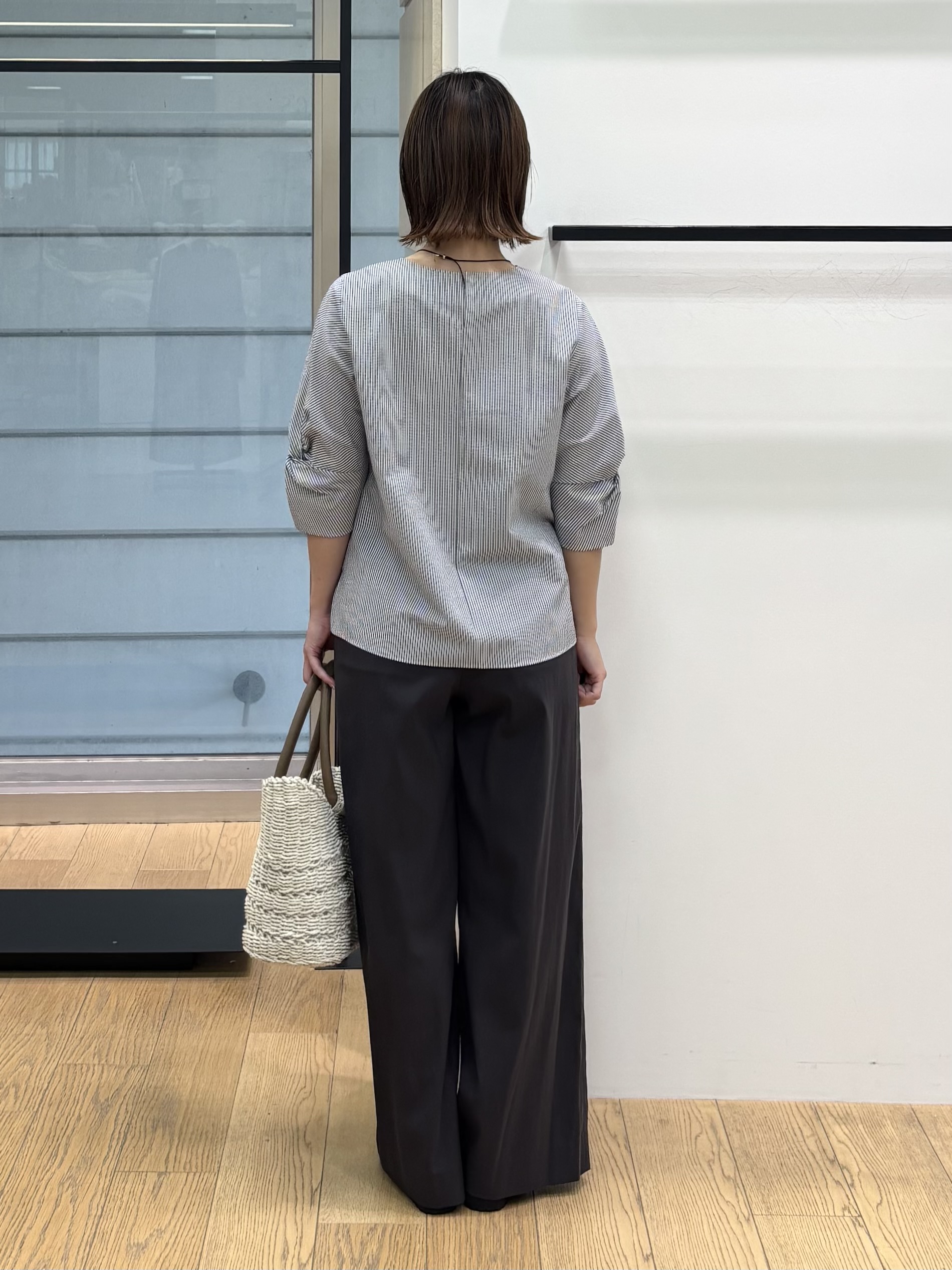 asamiさんの「INDIVI｜【洗える／UVケア】ねじり袖サッカートップス」を使ったコーディネート