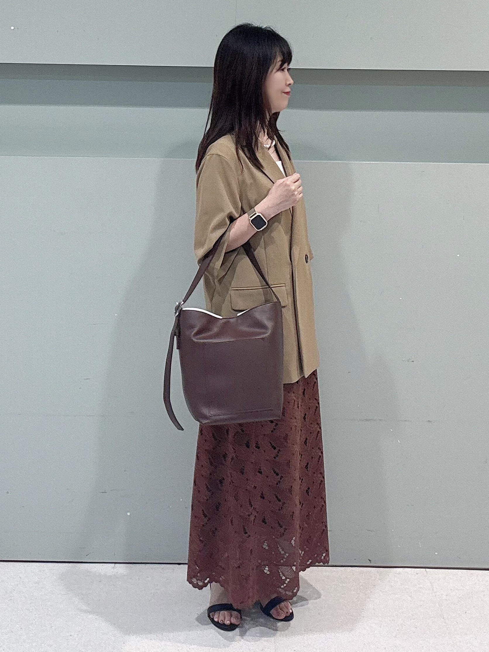 makiさんの「UNTITLED｜【秋の通勤羽織/セットアップ可/UVカット】エアリークール半袖ジャケット」を使ったコーディネート
