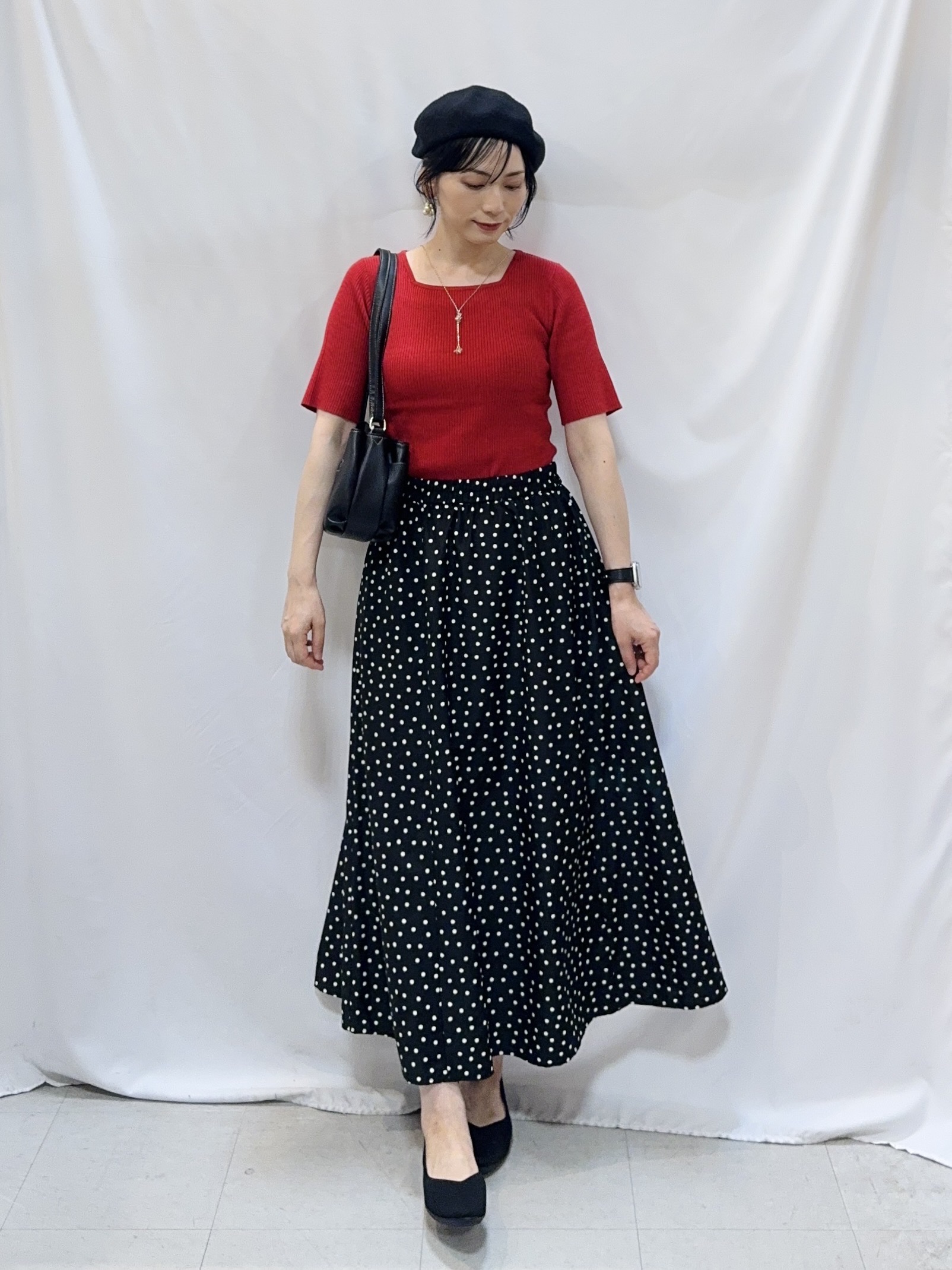 𝐇𝐢𝐫𝐨𝐦𝐢さんの「SHOO･LA･RUE｜【毛玉になりにくい/洗濯機可/S-LL】大人上品な 5分袖スクエアトップス」を使ったコーディネート