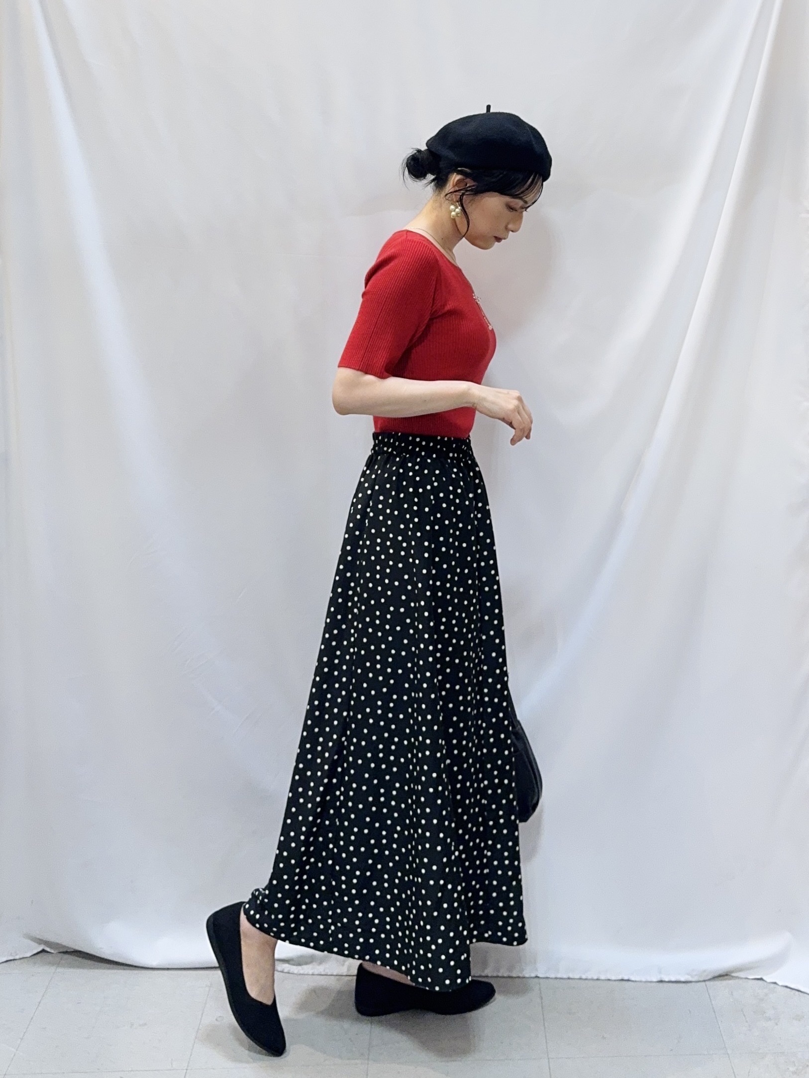 𝐇𝐢𝐫𝐨𝐦𝐢さんの「SHOO･LA･RUE｜【毛玉になりにくい/洗濯機可/S-LL】大人上品な 5分袖スクエアトップス」を使ったコーディネート