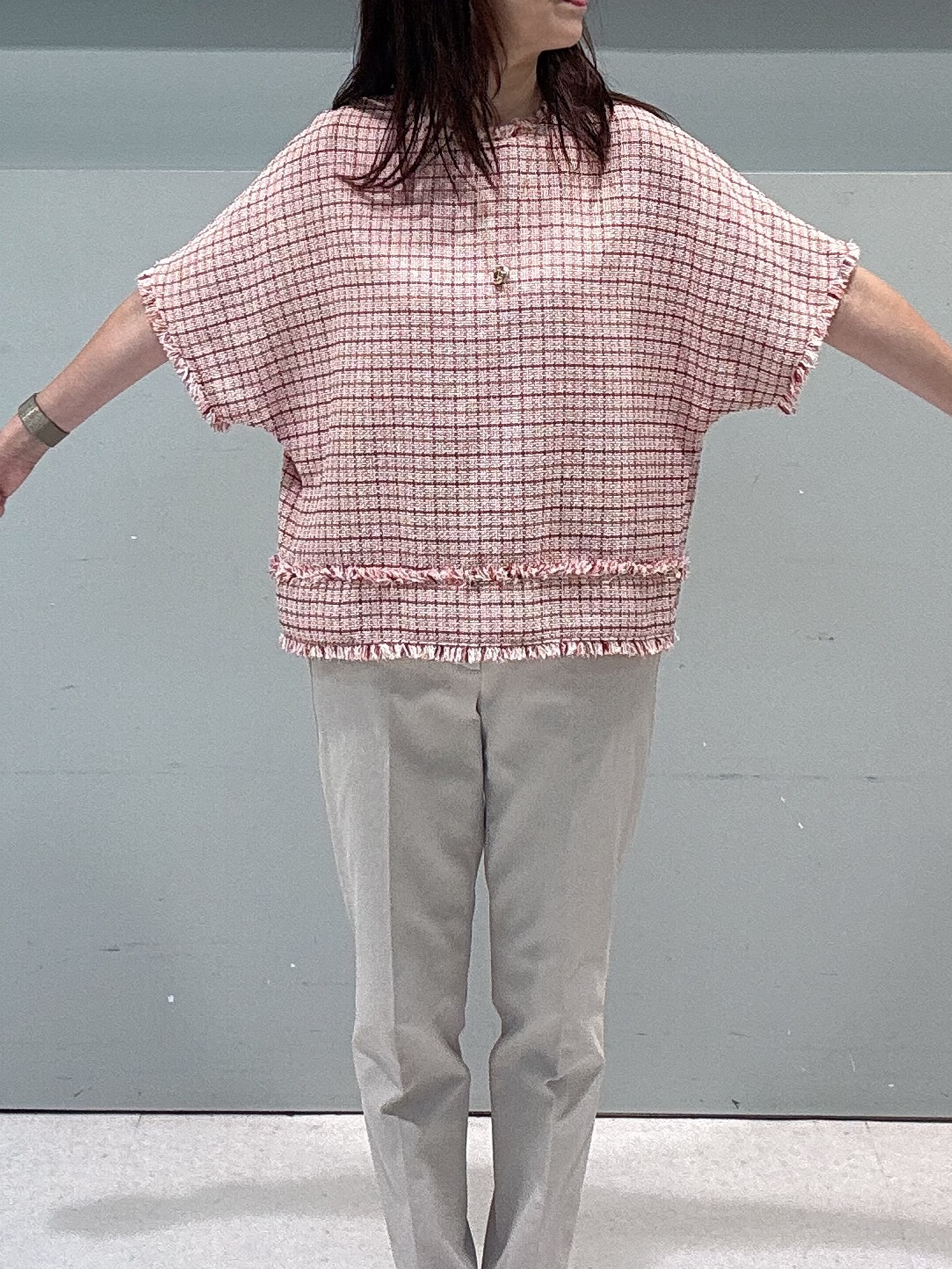 makiさんの「UNTITLED｜◆ファンシーツイードブラウス」を使ったコーディネート