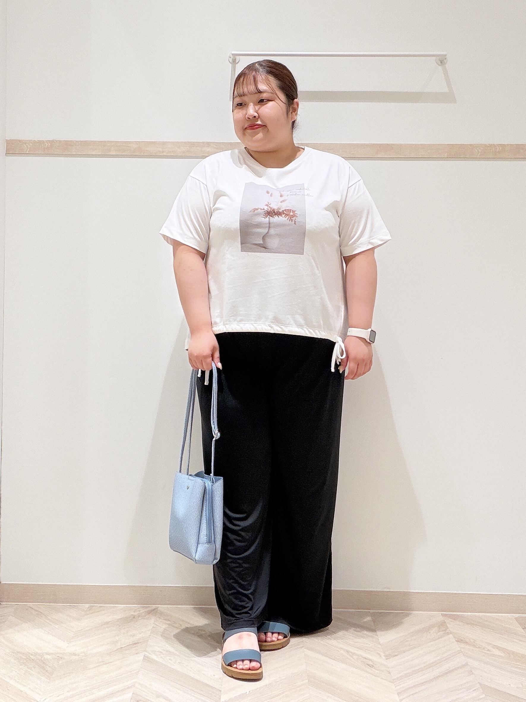 ゆめかさんの「SHOO･LA･RUE｜【洗濯機可/S-LL】二の腕隠せる 5分袖ギンガムシアーブラウス」を使ったコーディネート