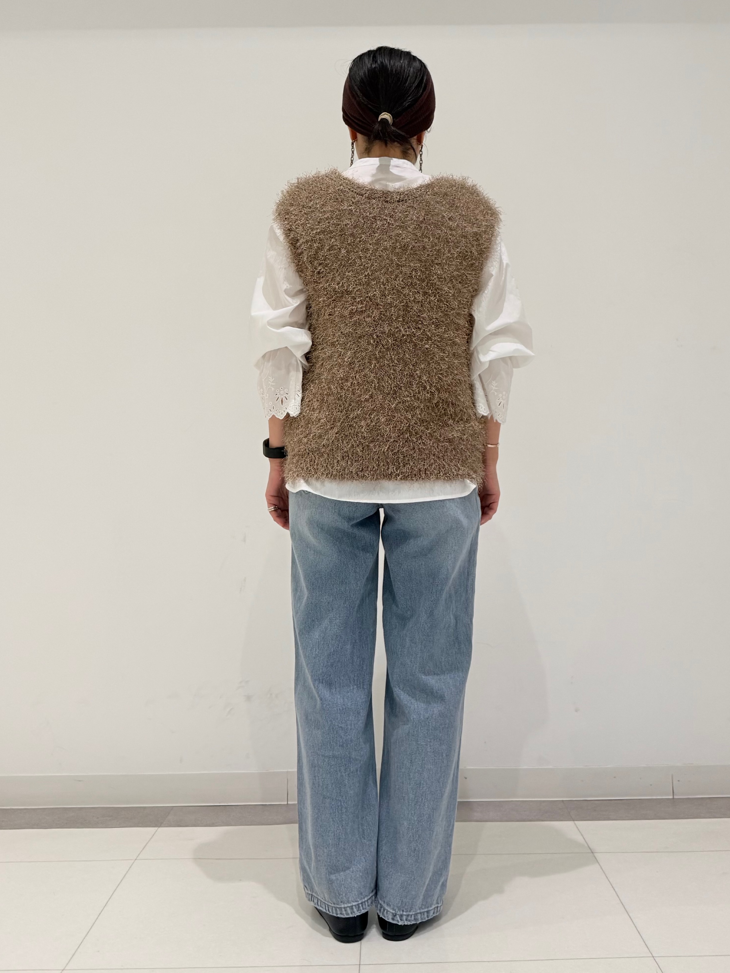 MIYAKAWAさんの「DRESSTERIOR｜エンブロイダリーカフスシャツ」を使ったコーディネート
