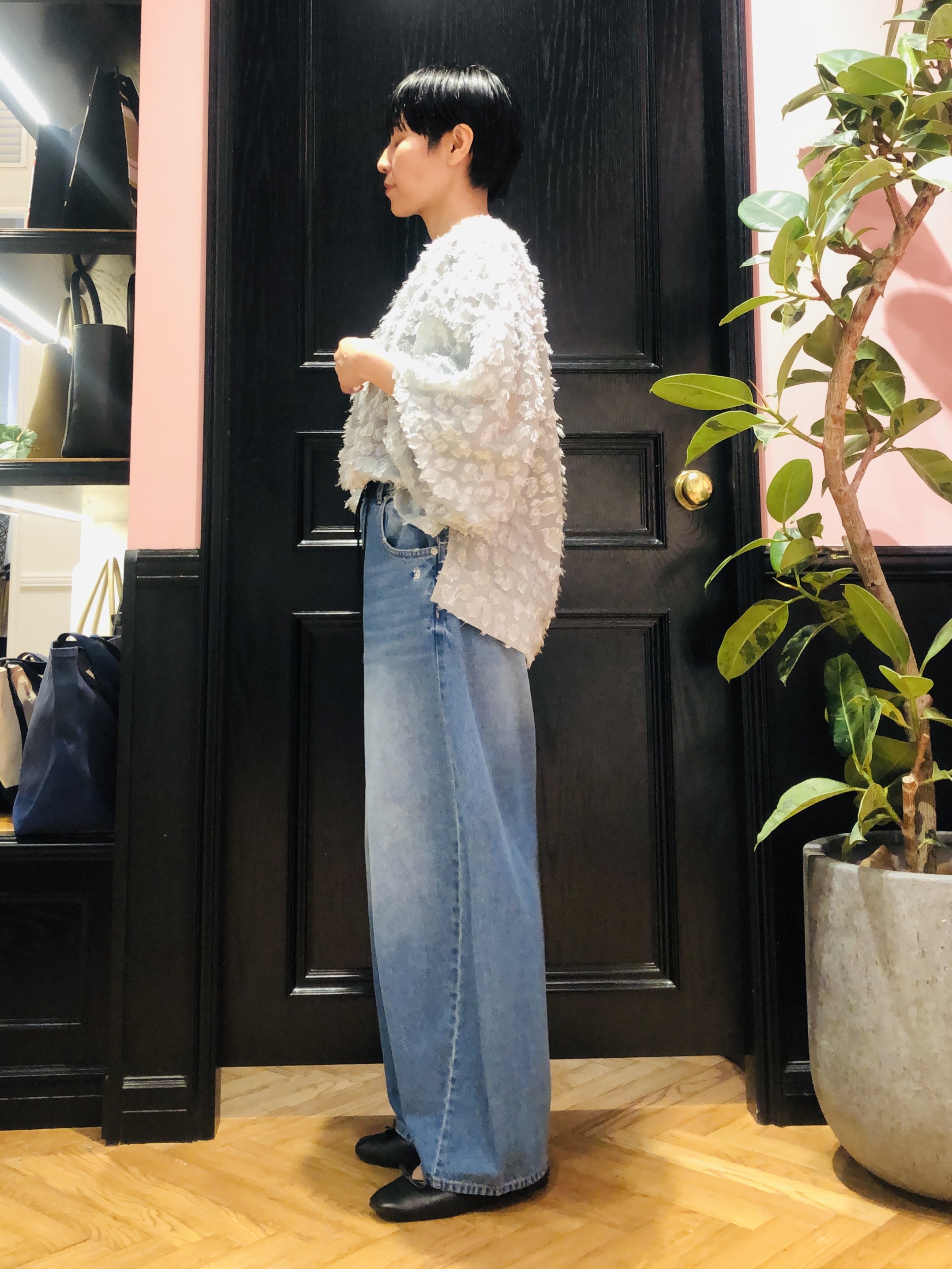 OGATAさんの「DRESSTERIOR｜ドロスト バギーカービーデニム」を使ったコーディネート
