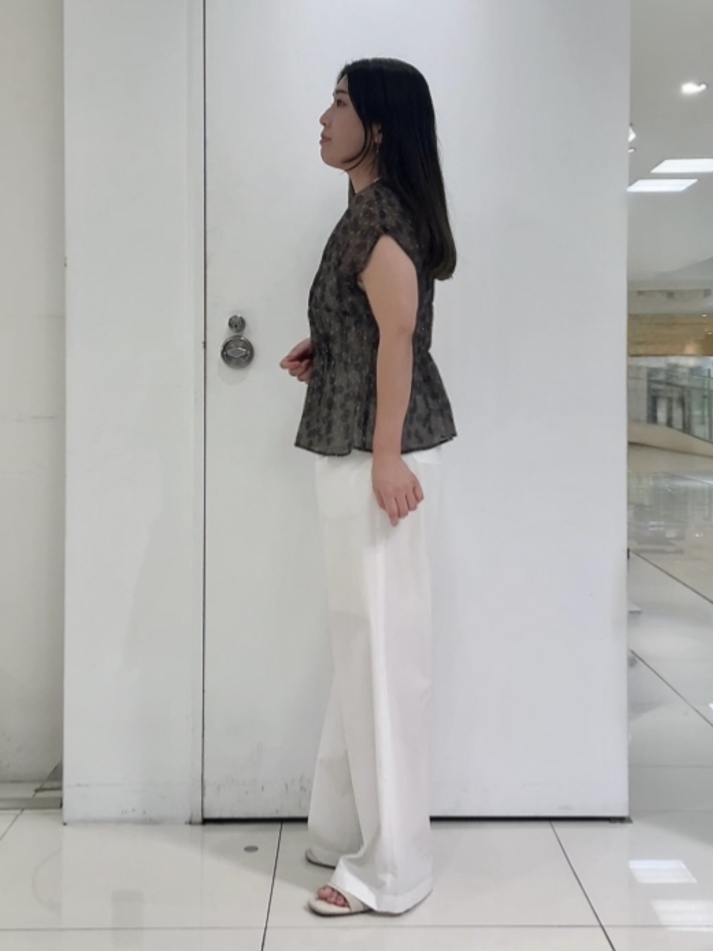 なかじさんの「UNTITLED｜【秋映え/シアー】ヴィンテージドットブラウス」を使ったコーディネート
