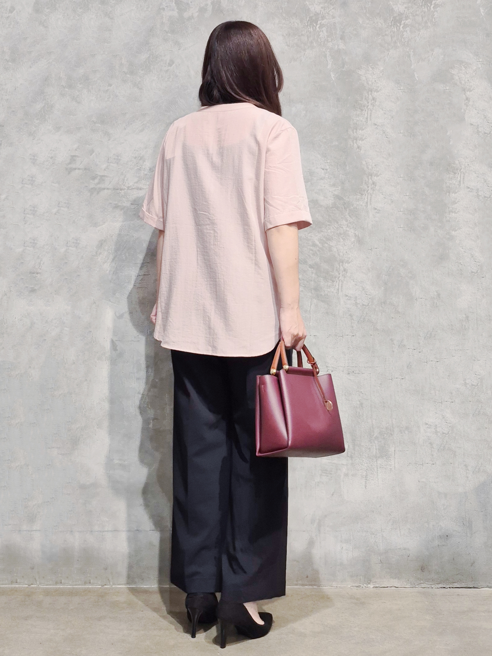 ひさえさんの「THE SHOP TK｜【M-XL/秋始めにちょうどいい】細見え5分袖Wポケットシャツ」を使ったコーディネート