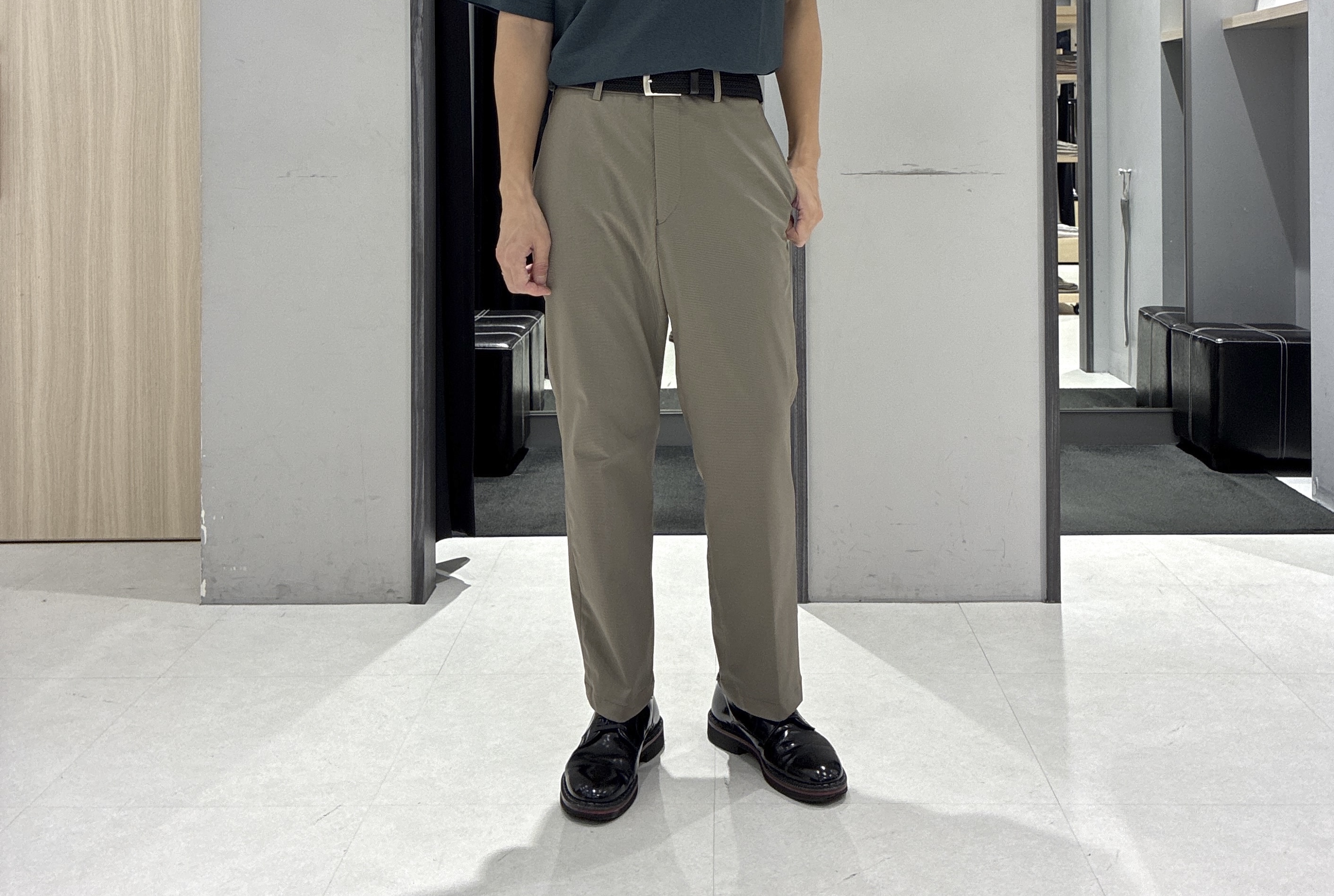 わいずみさんの「TAKEO KIKUCHI｜【360&deg;ストレッチ／軽量】None Of Stress ライト ジャケット（セットアップ対応）」を使ったコーディネート