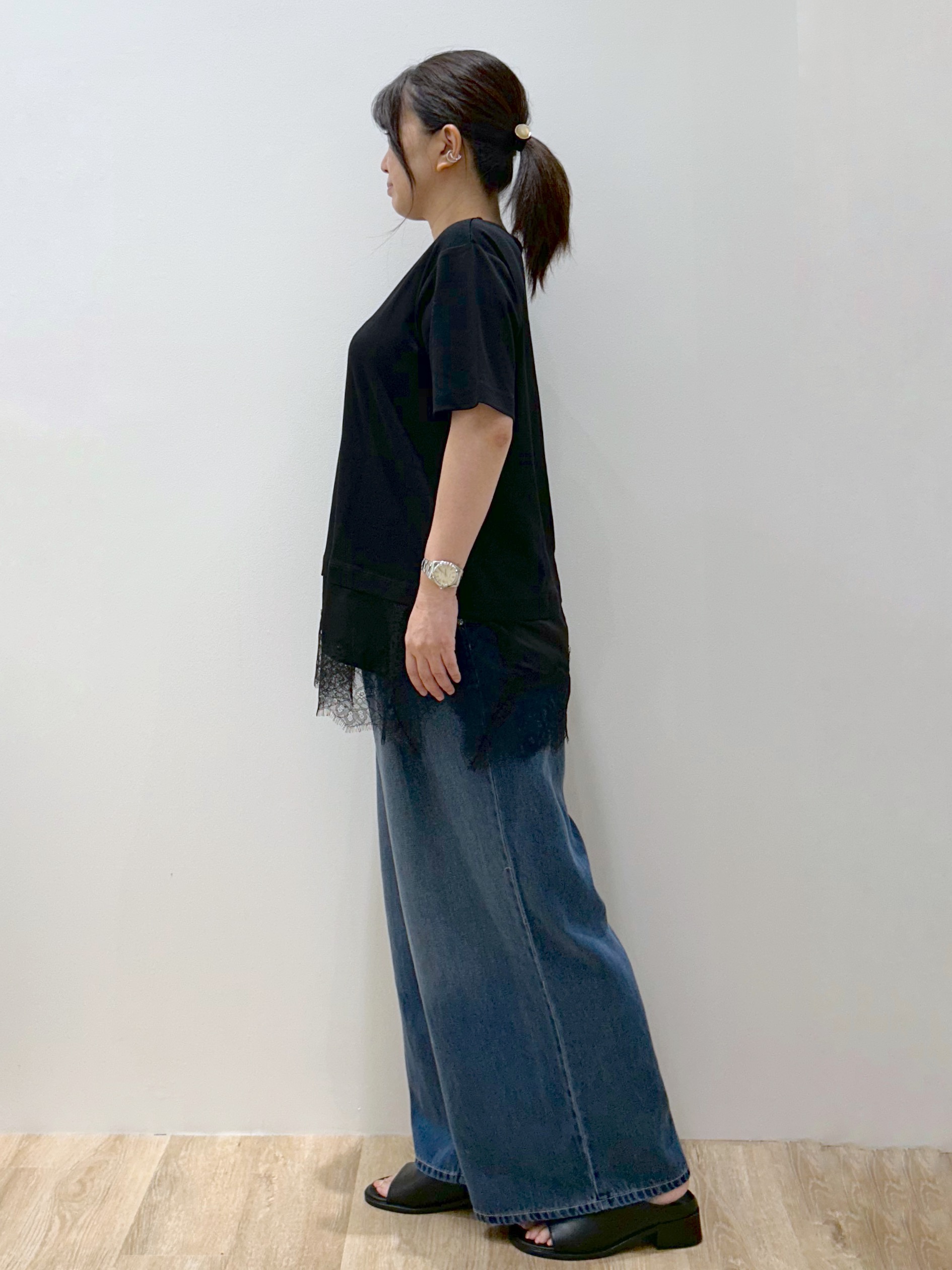 hiroさんの「OPAQUE.CLIP｜裾レースアシメカットソー【洗濯機OK】」を使ったコーディネート