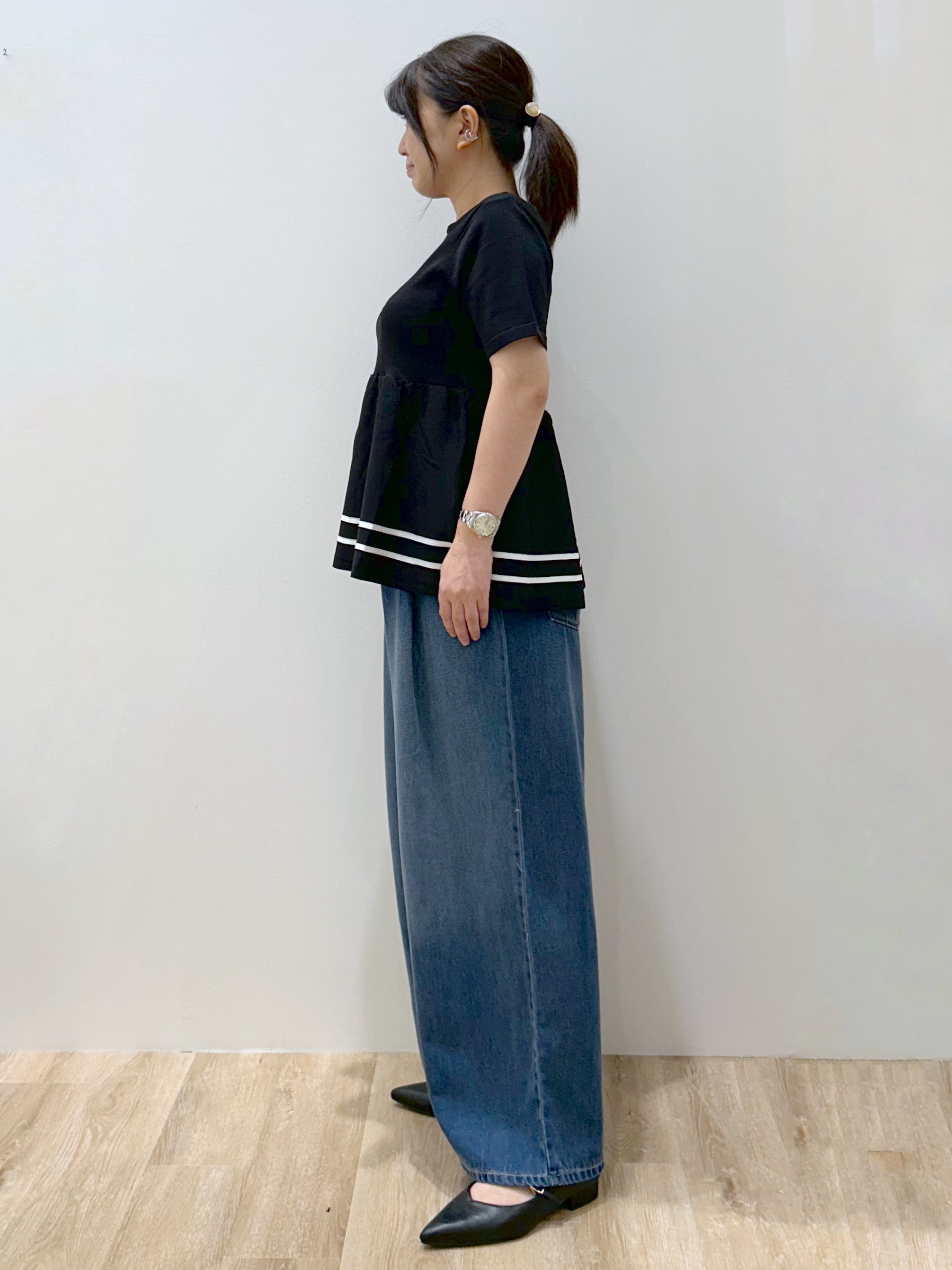 hiroさんの「OPAQUE.CLIP｜【UVケア】裾ラインペプラムニット《洗濯機OK》」を使ったコーディネート