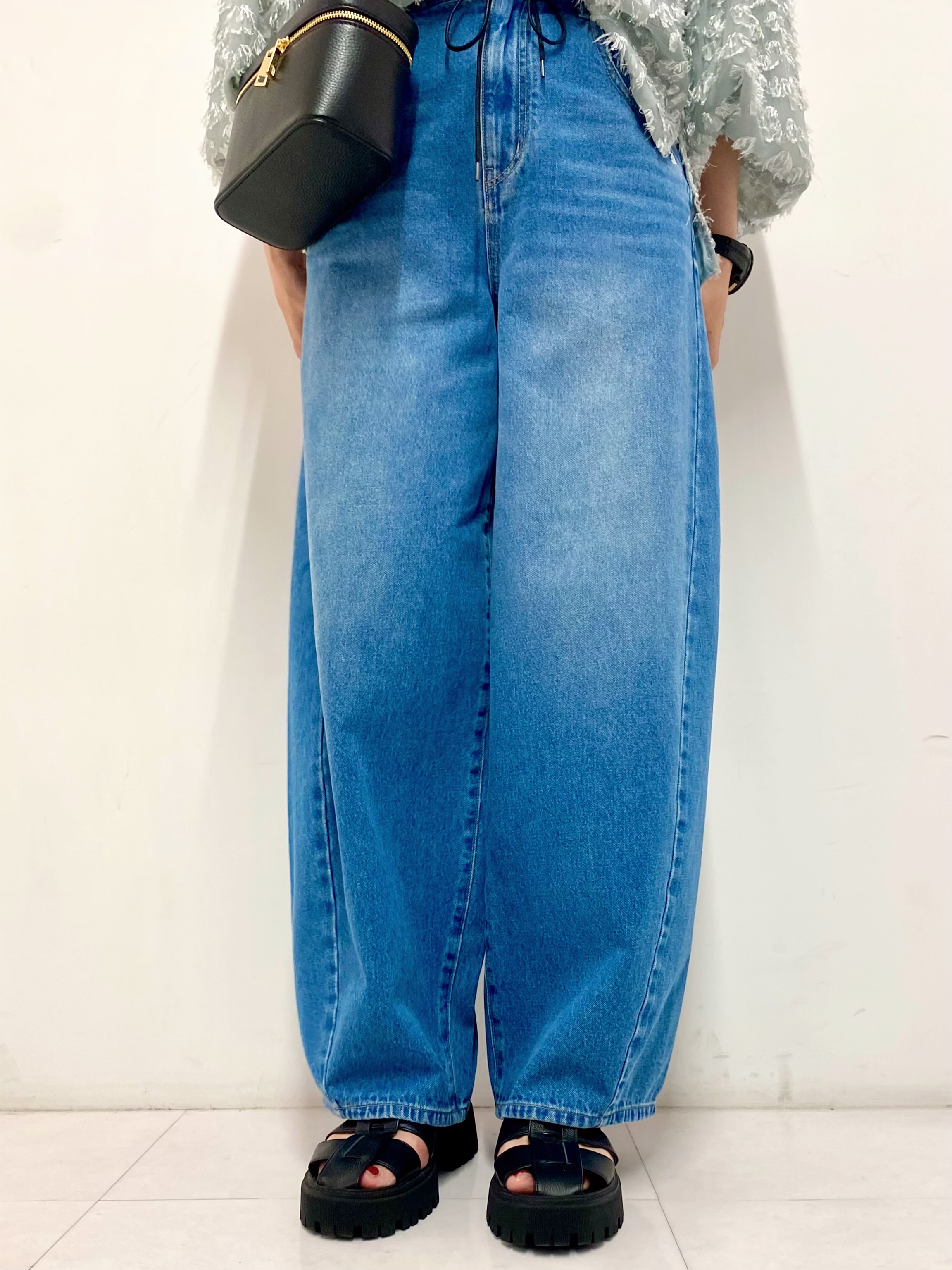 Sawaguchiさんの「DRESSTERIOR｜【着映え】ジャガードボリュームブラウス」を使ったコーディネート