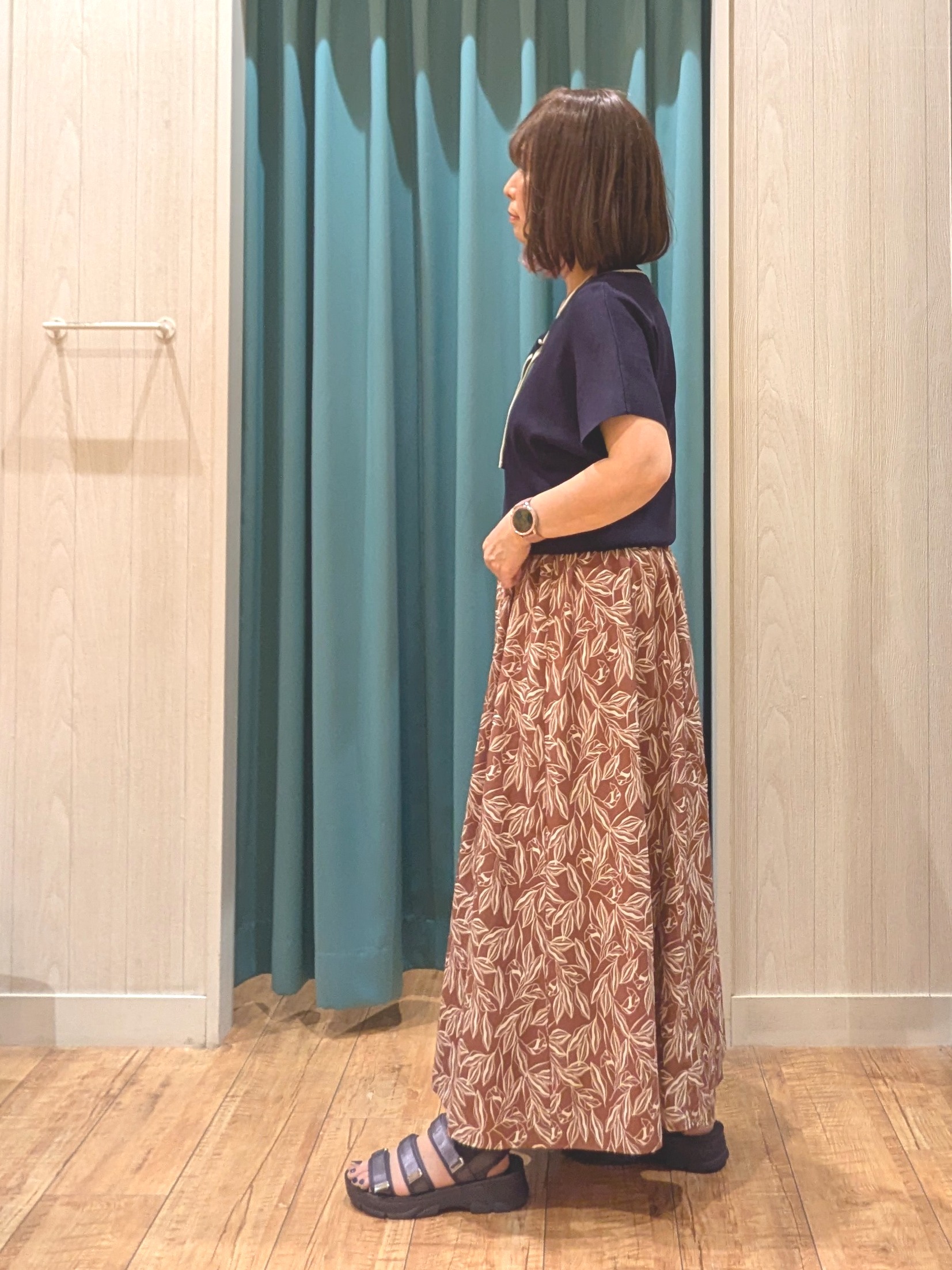 ゆーさんさんの「SHOO･LA･RUE｜【高レビュー/ひんやり/毎日洗える/UV】二の腕も隠せる 配色ボウタイニット」を使ったコーディネート
