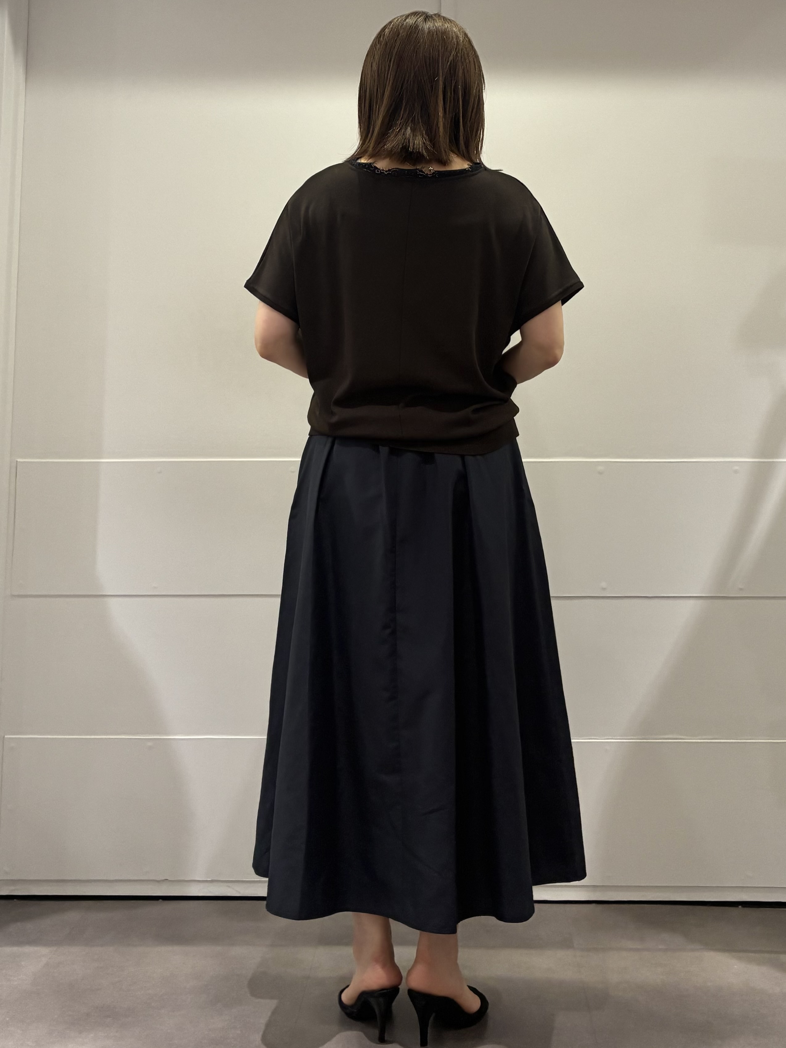 ちいさんの「Reflect｜【二の腕カバー／手洗い可】ネックレース フレンチスリーブニット」を使ったコーディネート