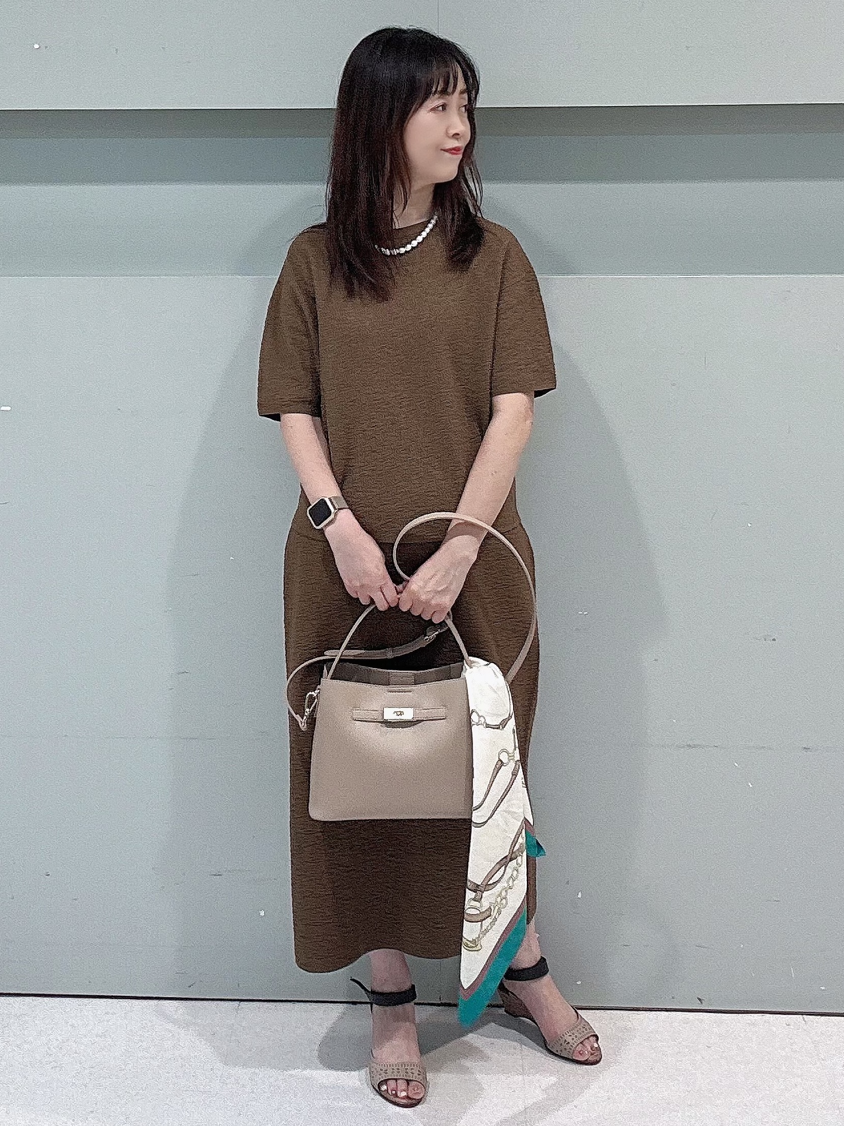makiさんの「UNTITLED｜【セットアップ可/ストレッチ性】ドライタッチニットプルオーバー」を使ったコーディネート