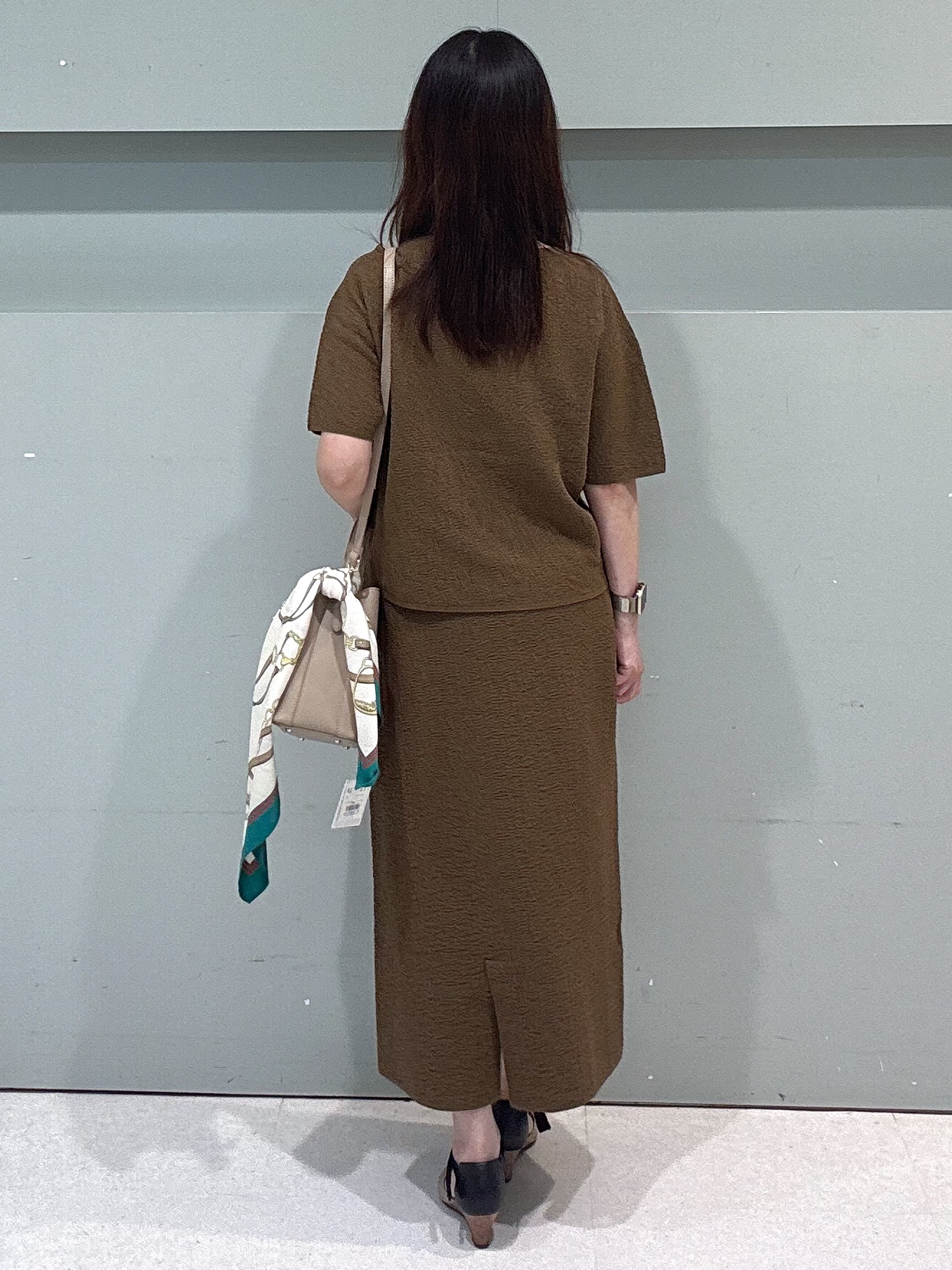 makiさんの「UNTITLED｜【セットアップ可/ストレッチ性】ドライタッチニットプルオーバー」を使ったコーディネート