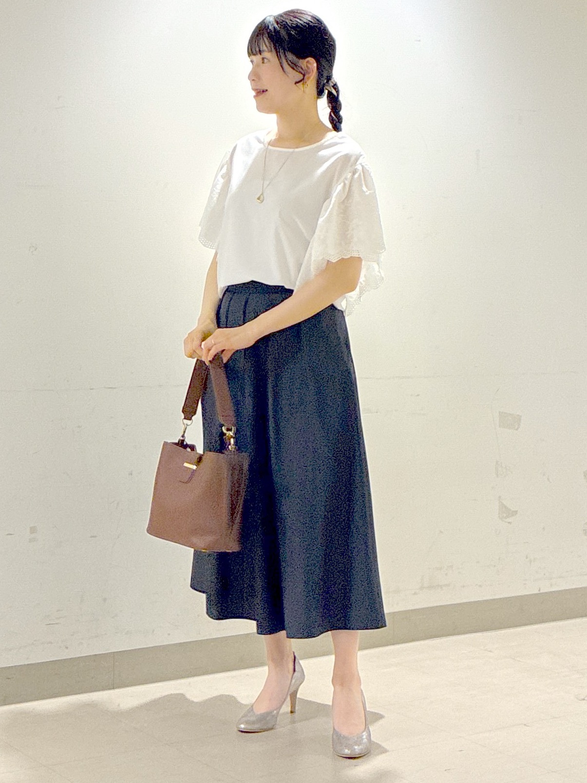  beni_gingerさんの「Reflect｜【通勤◎】スカラップレーススリーブ ブラウス」を使ったコーディネート