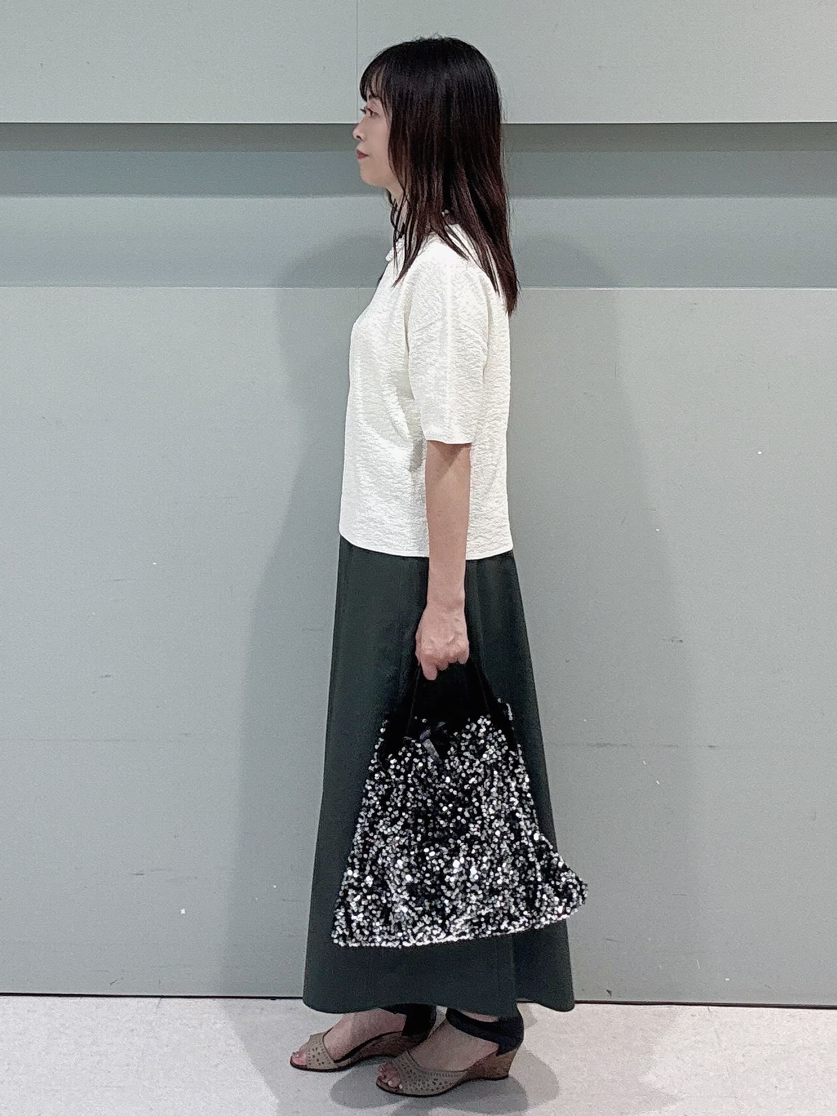 makiさんの「UNTITLED｜【セットアップ可/ストレッチ性】ドライタッチニットプルオーバー」を使ったコーディネート