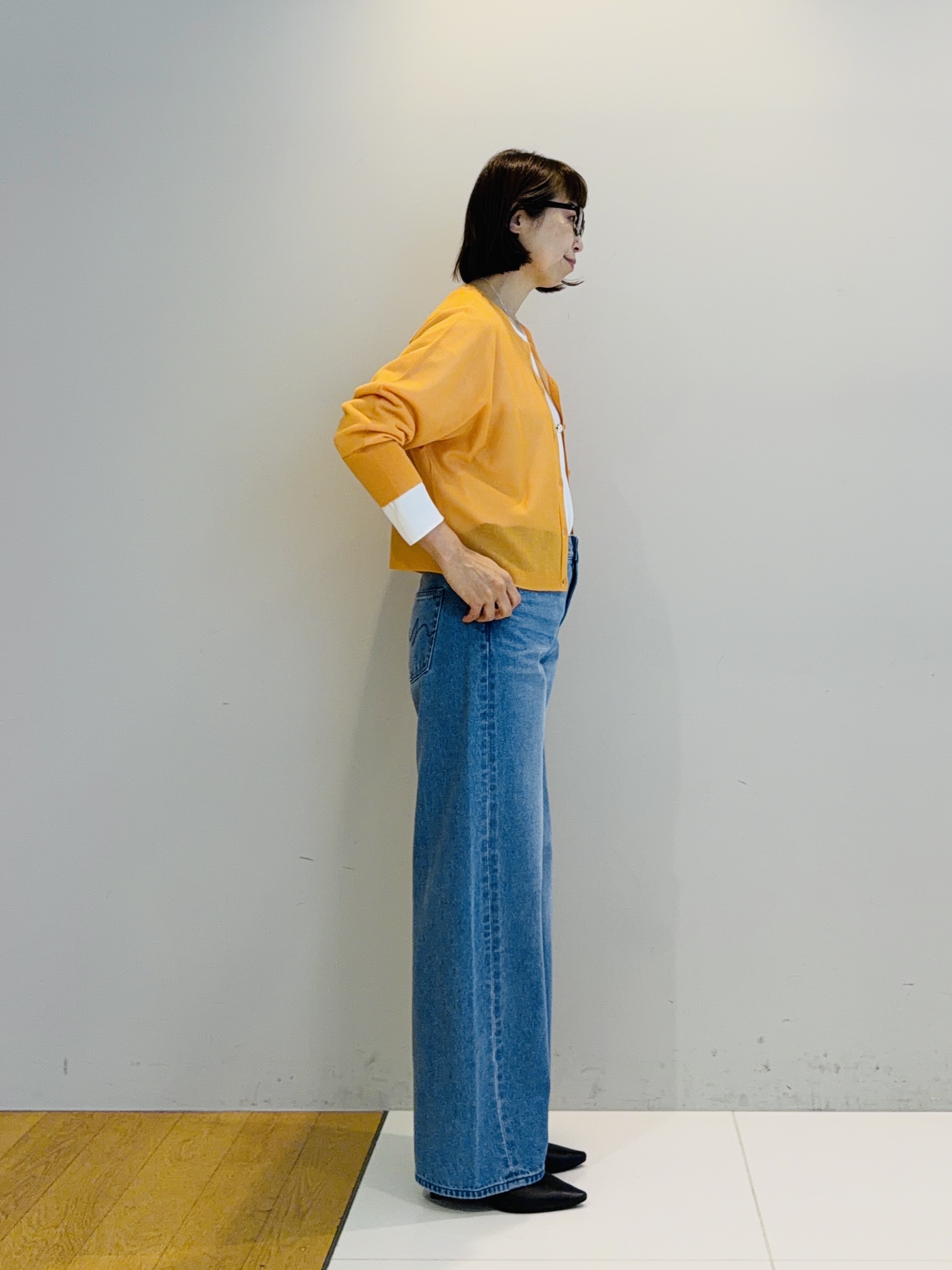 murayamaさんの「INDIVI｜【新作登場！】カーブシルエットデニム」を使ったコーディネート