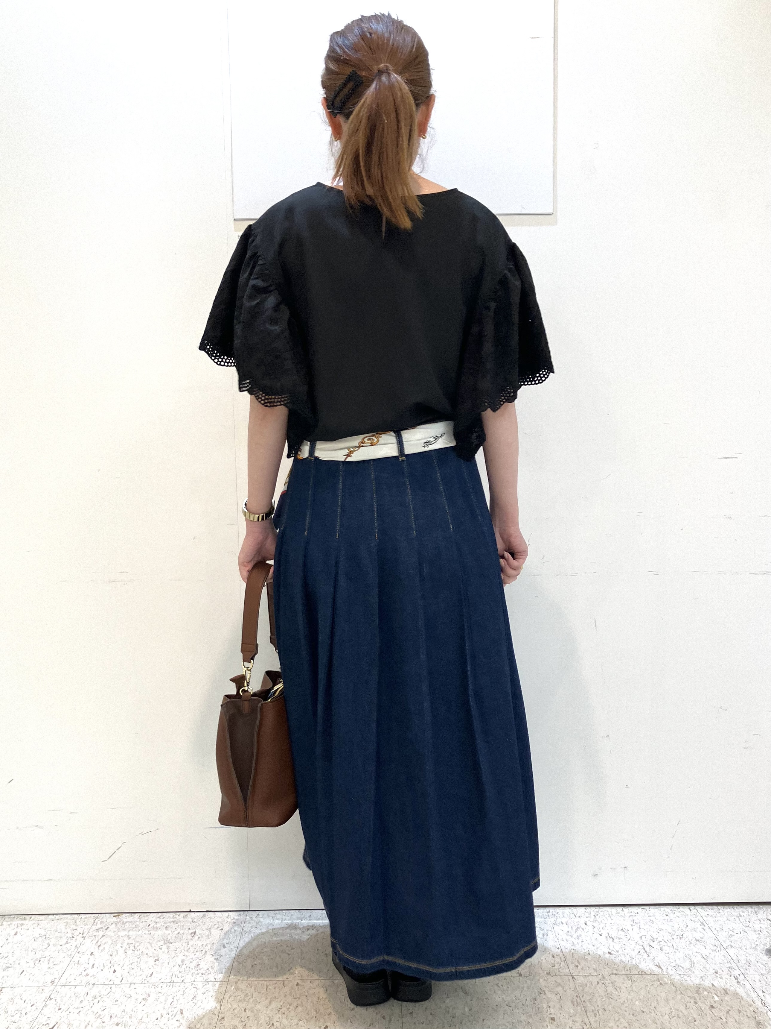 kozuさんの「Reflect｜【通勤◎】スカラップレーススリーブ ブラウス」を使ったコーディネート