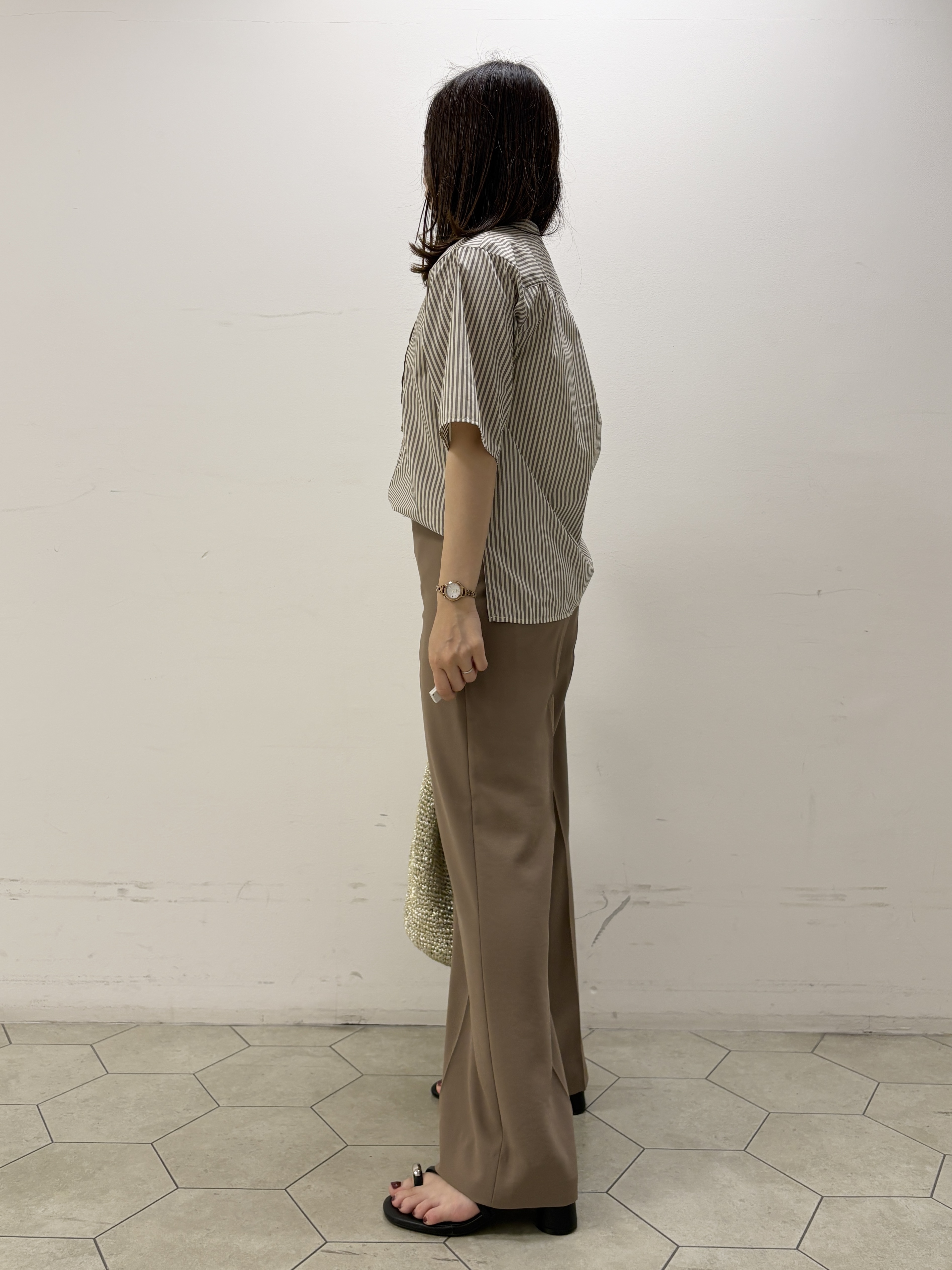 kahoさんの「INDIVI｜【初秋/UVケア/着る日傘】ワイドストレートパンツ」を使ったコーディネート
