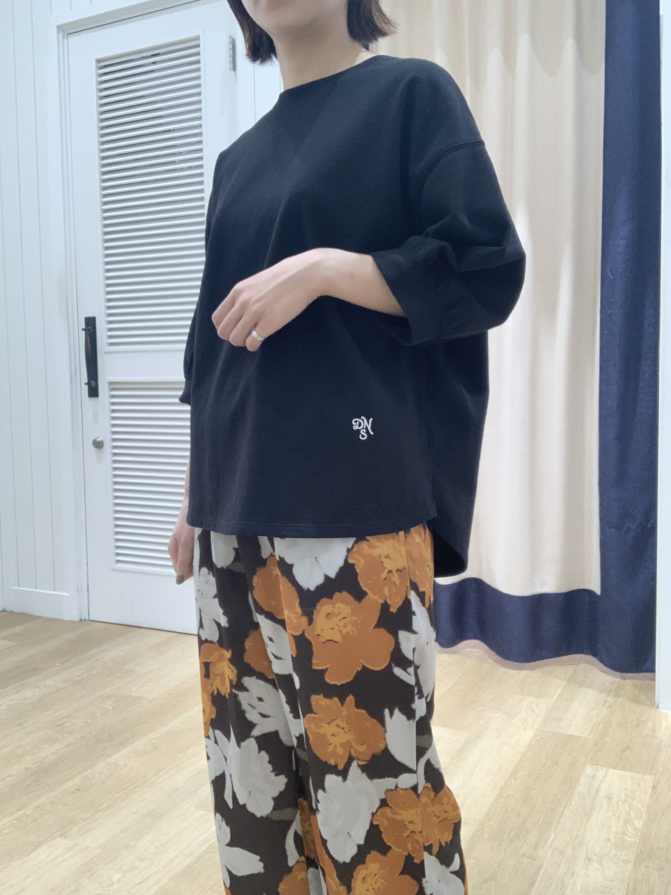 IMARIさんの「Dessin｜【高レビュー/洗える/XS-L】バックヘンリーミニ裏毛 5分袖」を使ったコーディネート