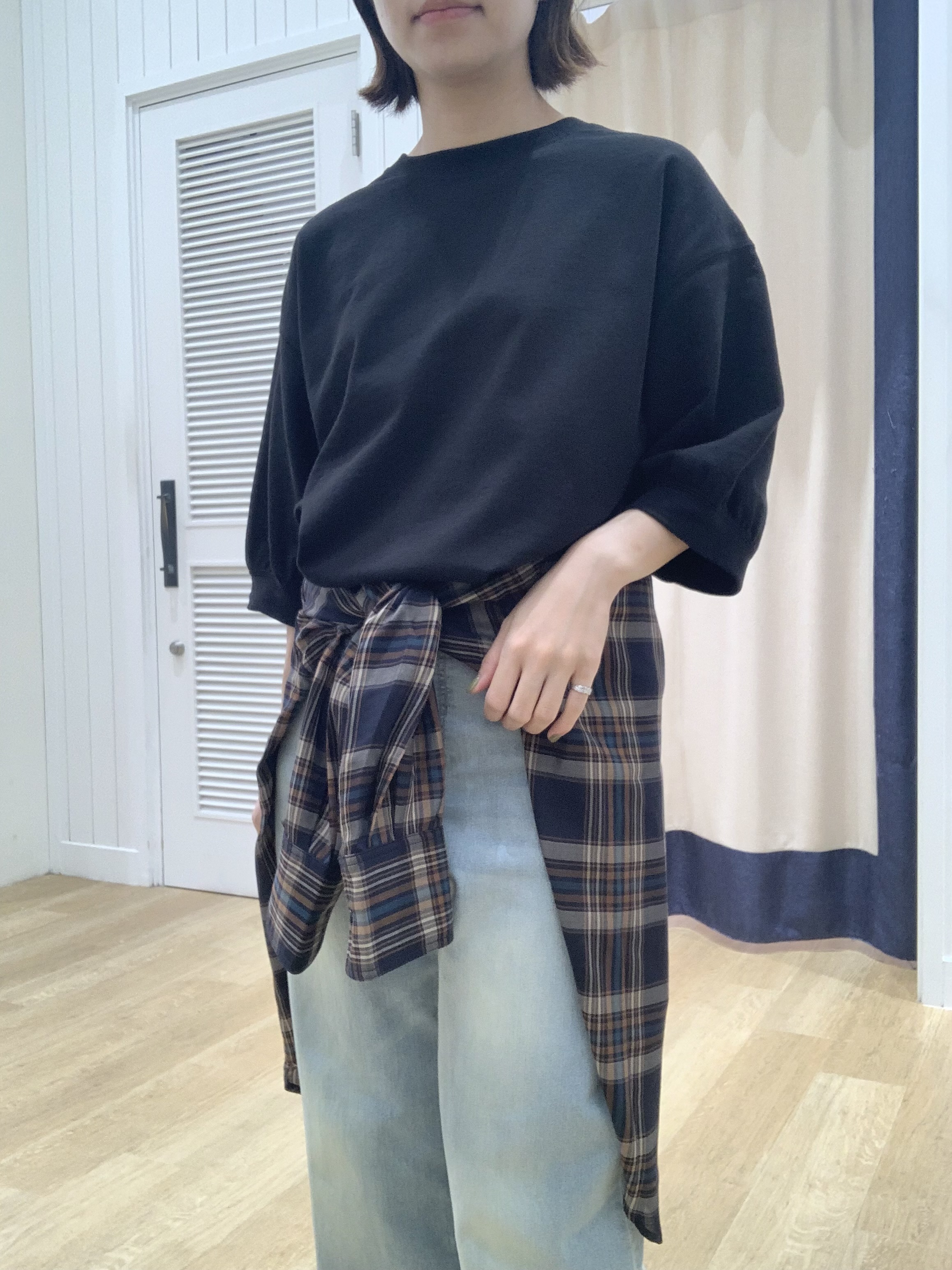 IMARIさんの「Dessin｜【高レビュー/洗える/XS-L】バックヘンリーミニ裏毛 5分袖」を使ったコーディネート