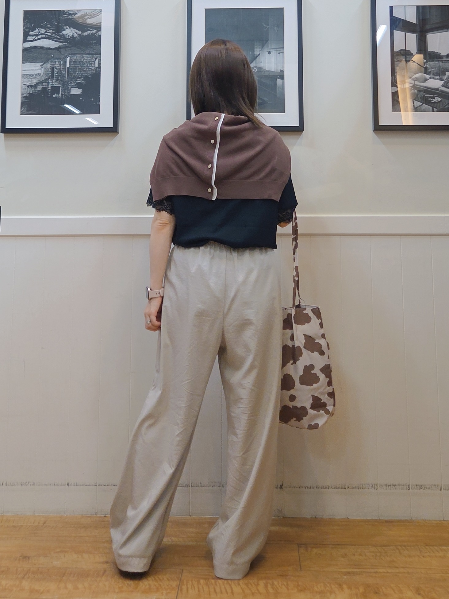nao.さんの「SHOO･LA･RUE｜【洗濯機可/S-LL】配色シフォン襟でサマ見え 上品シアーカーディガン」を使ったコーディネート