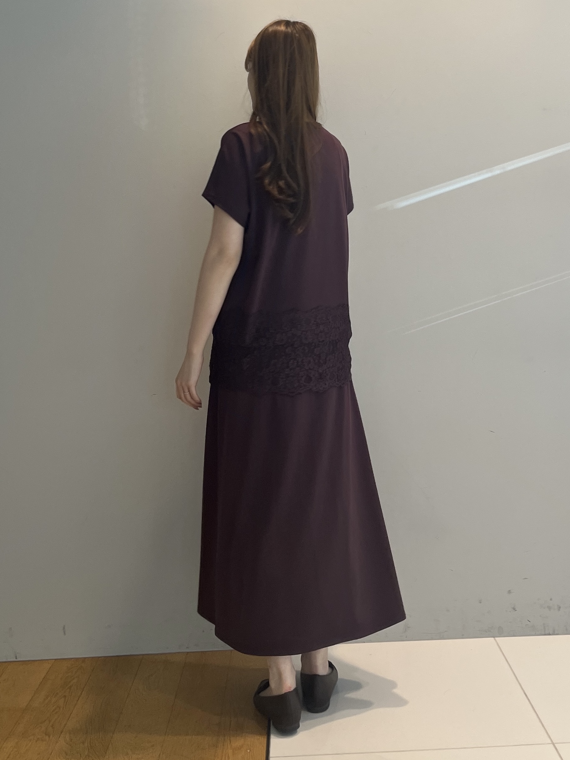 sayaさんの「grove｜【SET UP可】ポンチシリーズ／裾レースドルマンカットソー」を使ったコーディネート