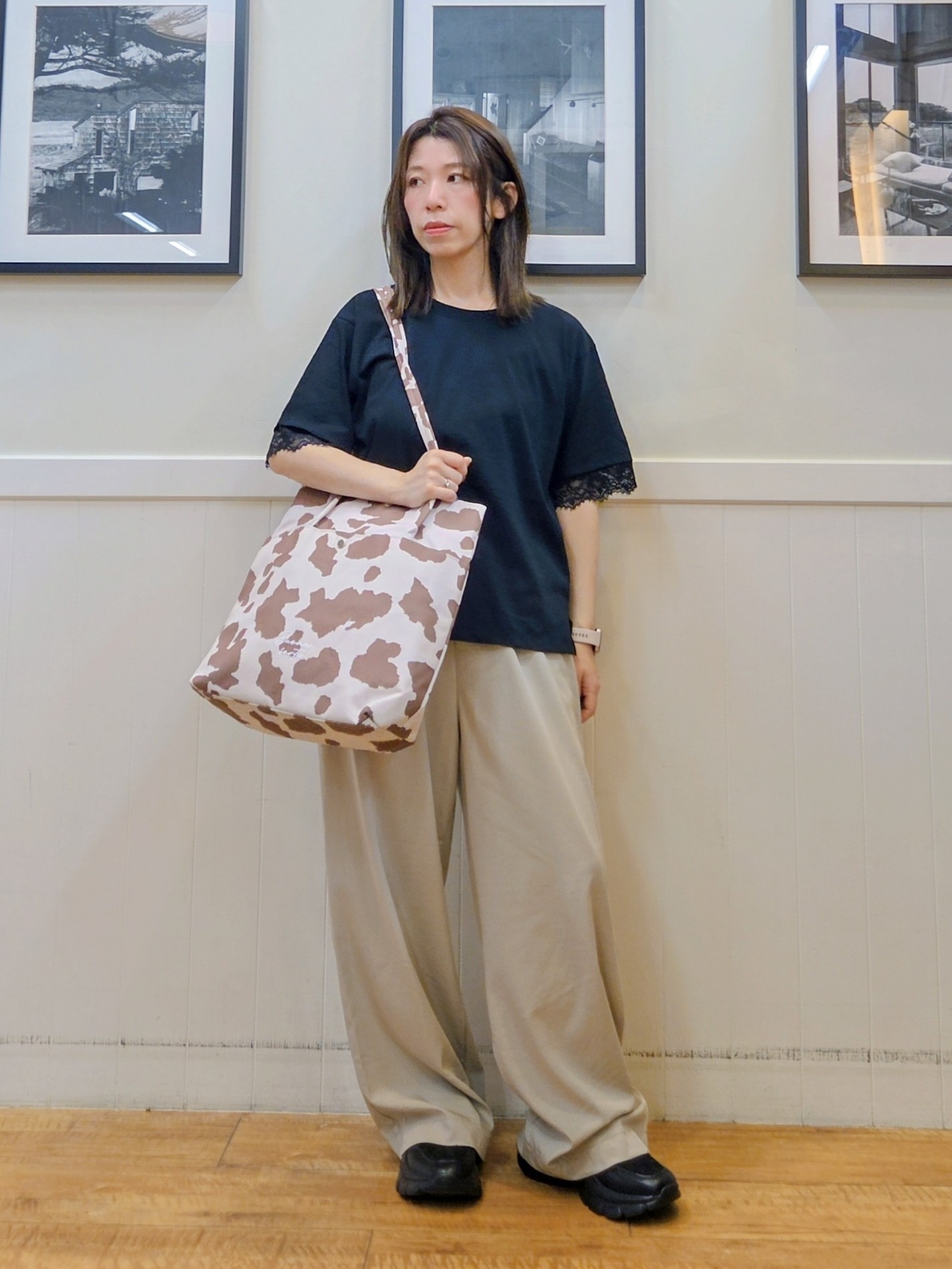 nao.さんの「SHOO･LA･RUE｜【洗濯機可/S-LL】配色シフォン襟でサマ見え 上品シアーカーディガン」を使ったコーディネート