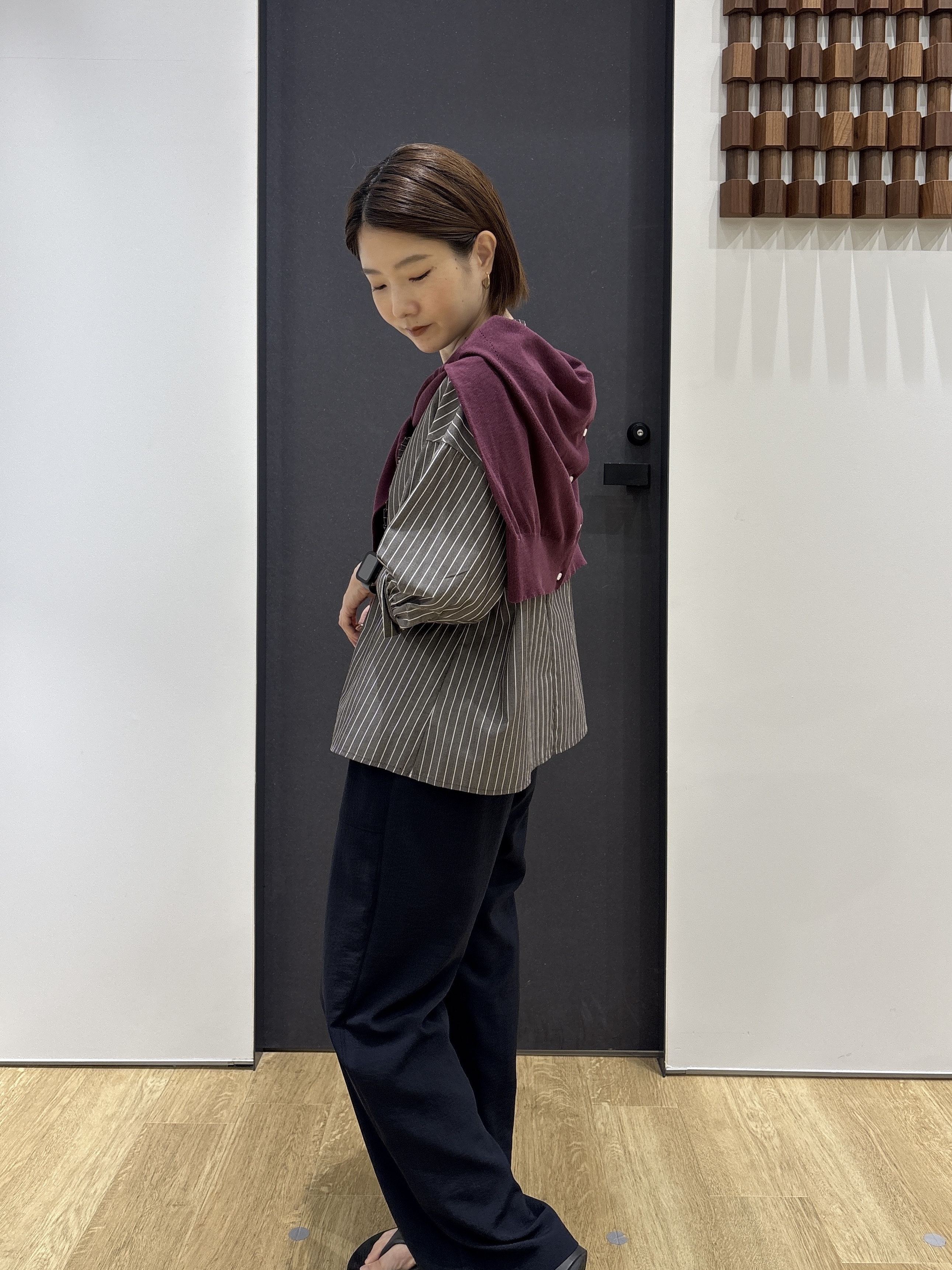 risaさんの「Dessin｜【オンオフ使える/シワになりにくい/洗濯機OK】ストライプフリルブラウス6分袖」を使ったコーディネート
