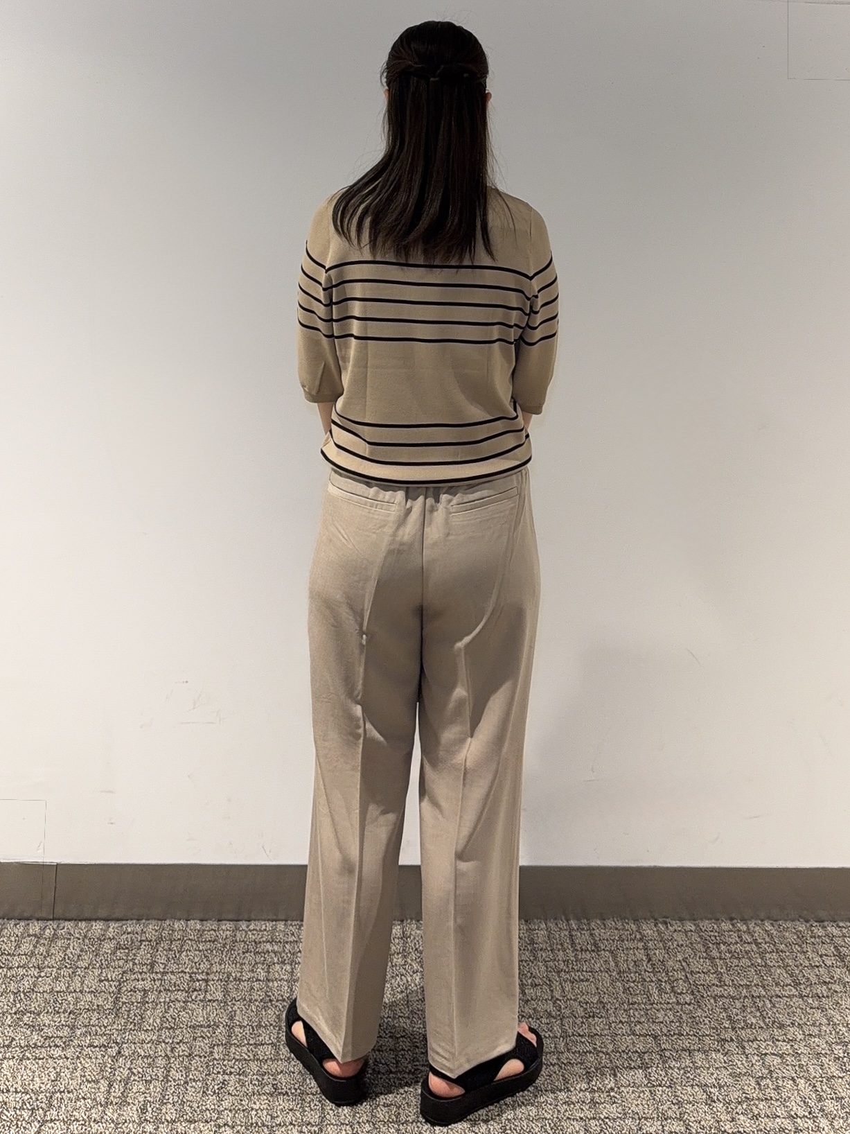 みーさんの「grove｜楽ちんできれい見え デニムライクストレッチドロストパンツ」を使ったコーディネート