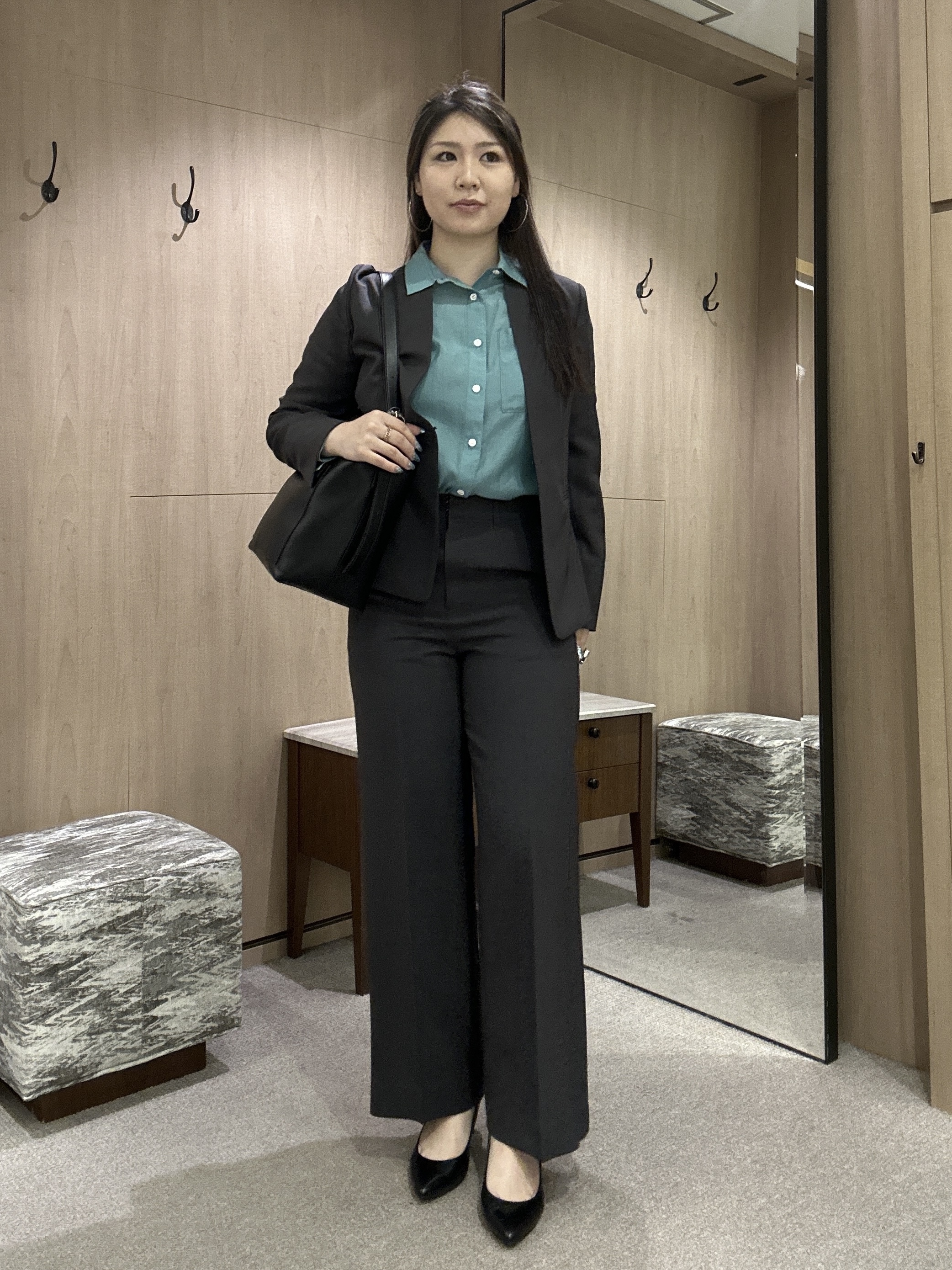 YURIさんの「UNTITLED｜【秋羽織り/肌に張り付きにくい】シルキータッチシアーシャツ」を使ったコーディネート