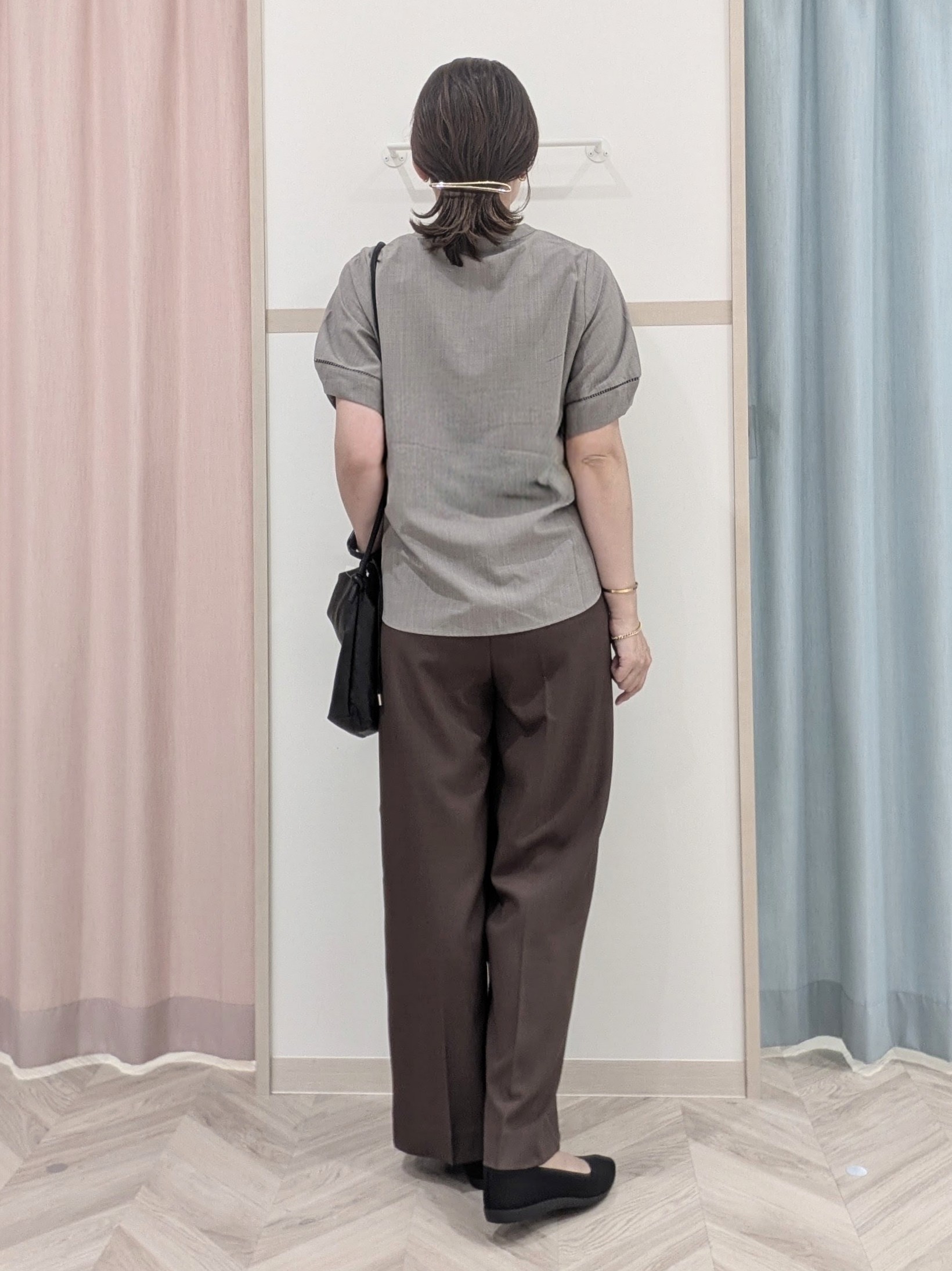 miyuさんの「SHOO･LA･RUE｜【洗濯後しわになりにくい/インせずきまる】シンプルだけど女性らしい 麻調スキッパーブラウス」を使ったコーディネート
