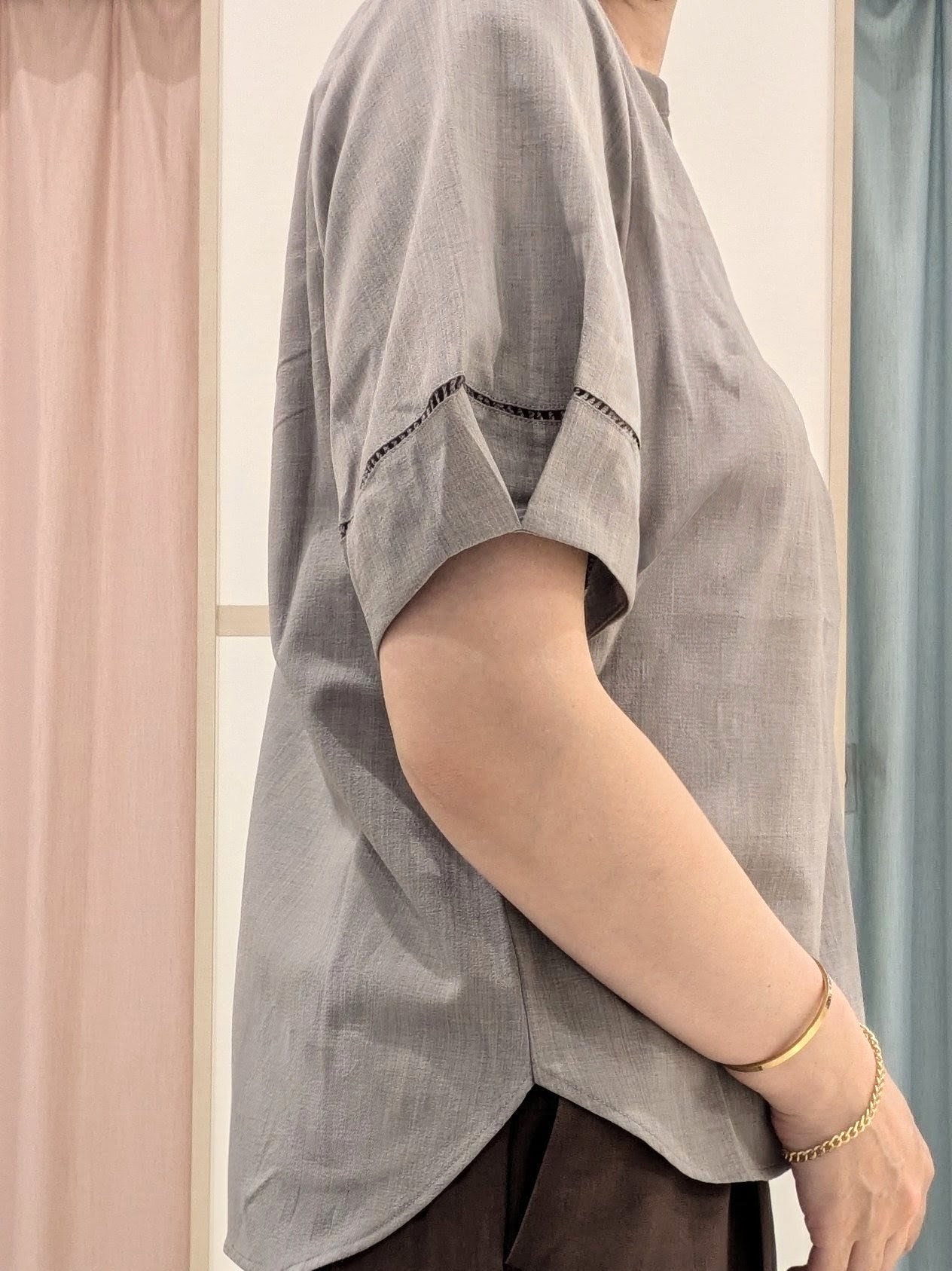 miyuさんの「SHOO･LA･RUE｜【洗濯後しわになりにくい/インせずきまる】シンプルだけど女性らしい 麻調スキッパーブラウス」を使ったコーディネート