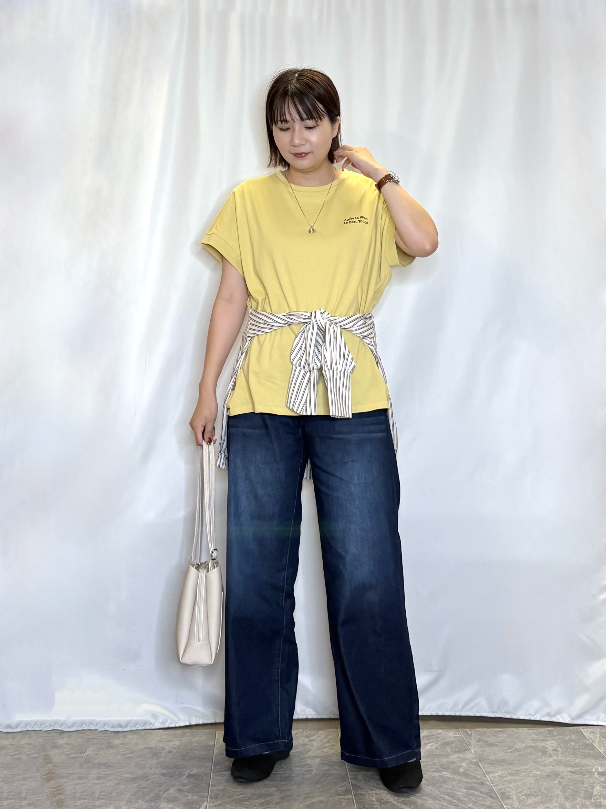 ネリさんの「SHOO･LA･RUE｜【洗濯後しわになりにくい/S-LL】お顔も手の甲もしっかりカバー　日よけ・指穴付きUVパーカ」を使ったコーディネート