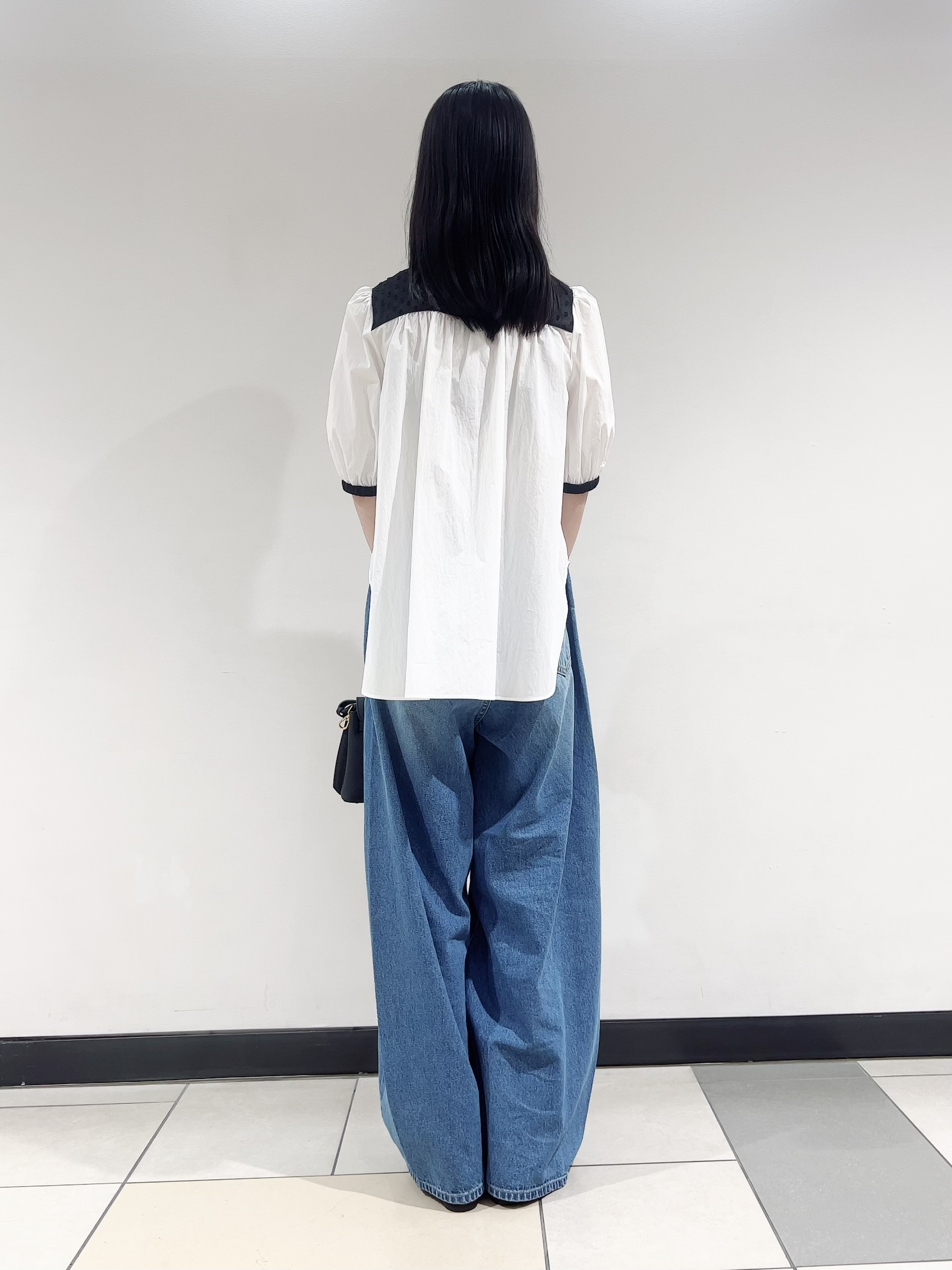 ミナミさんの「DRESSTERIOR｜【着映え】ブザム チュニックブラウス」を使ったコーディネート