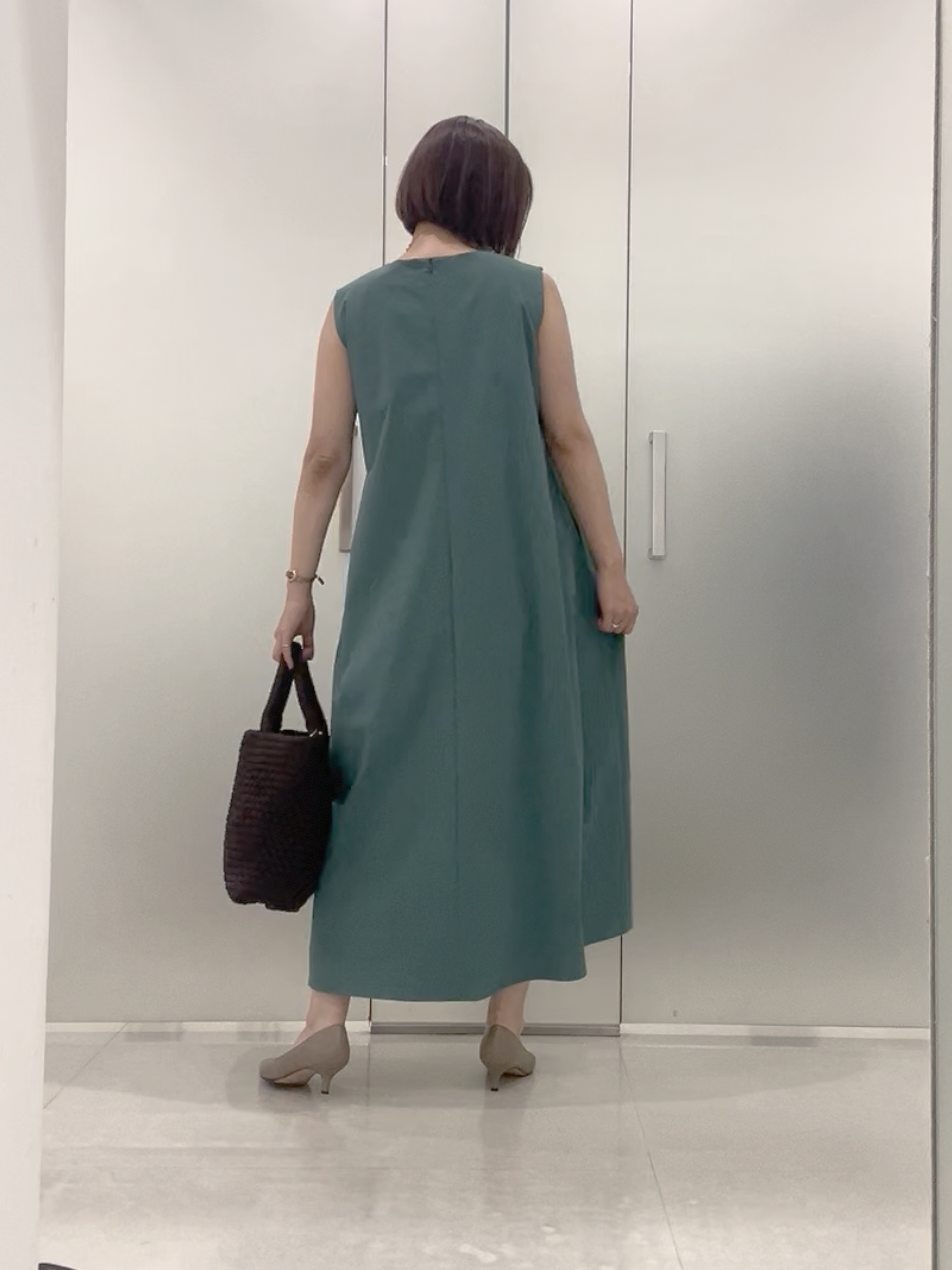まどかさんの「UNTITLED｜【残暑も快適/接触冷感/UVカット/吸水速乾】Aラインロングワンピース」を使ったコーディネート