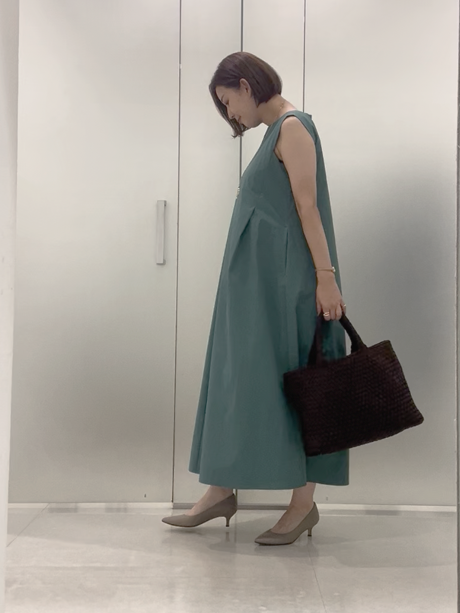 まどかさんの「UNTITLED｜【残暑も快適/接触冷感/UVカット/吸水速乾】Aラインロングワンピース」を使ったコーディネート