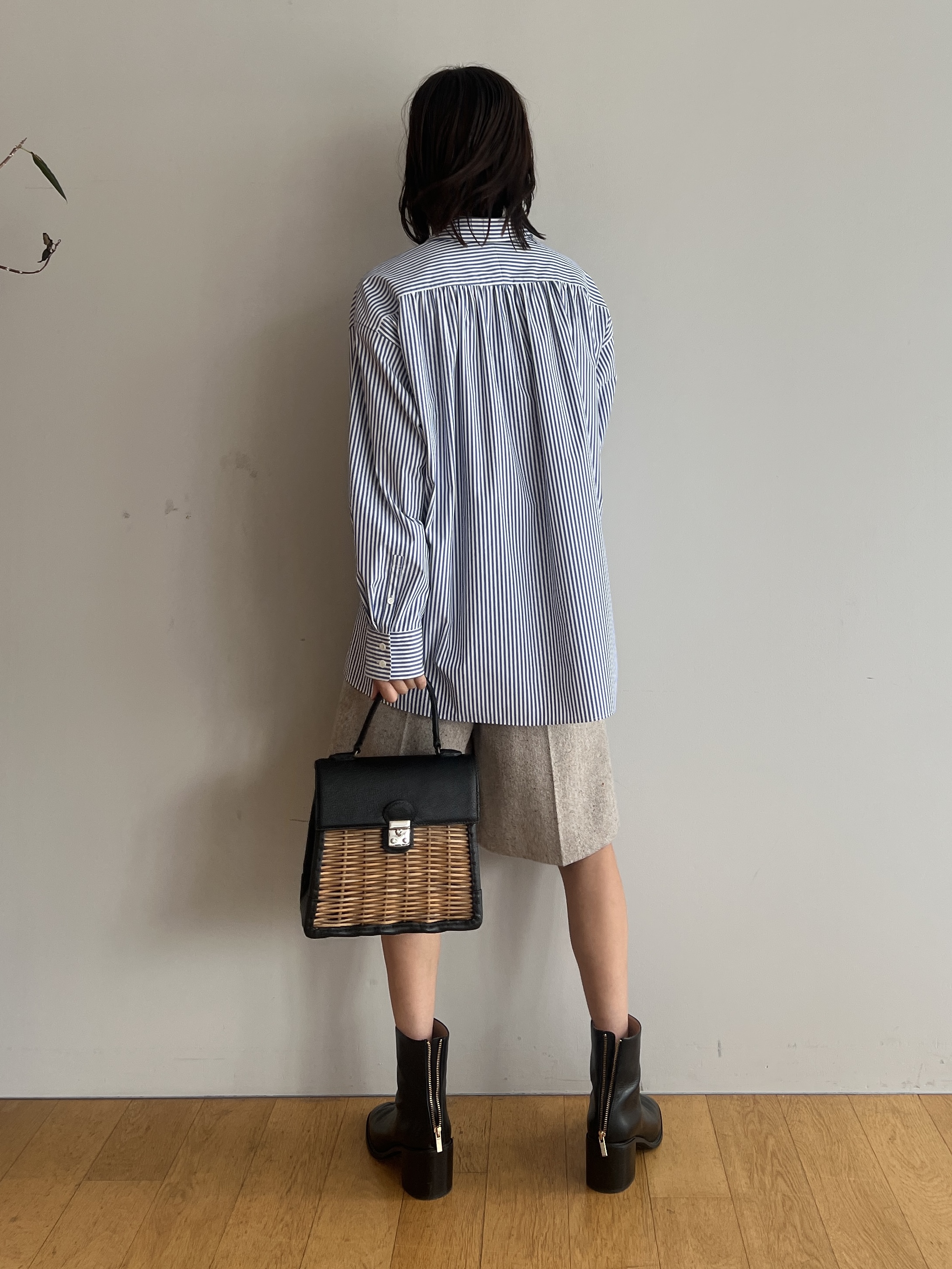 misaさんの「DRESSTERIOR｜【セットアップ可】ネップツイードバミューダパンツ」を使ったコーディネート