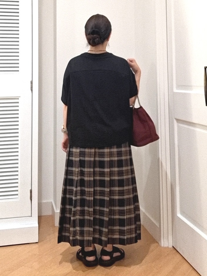 ai-Pさんの「Dessin｜【高レビュー/洗える/XS-L】バックヘンリーミニ裏毛 5分袖」を使ったコーディネート
