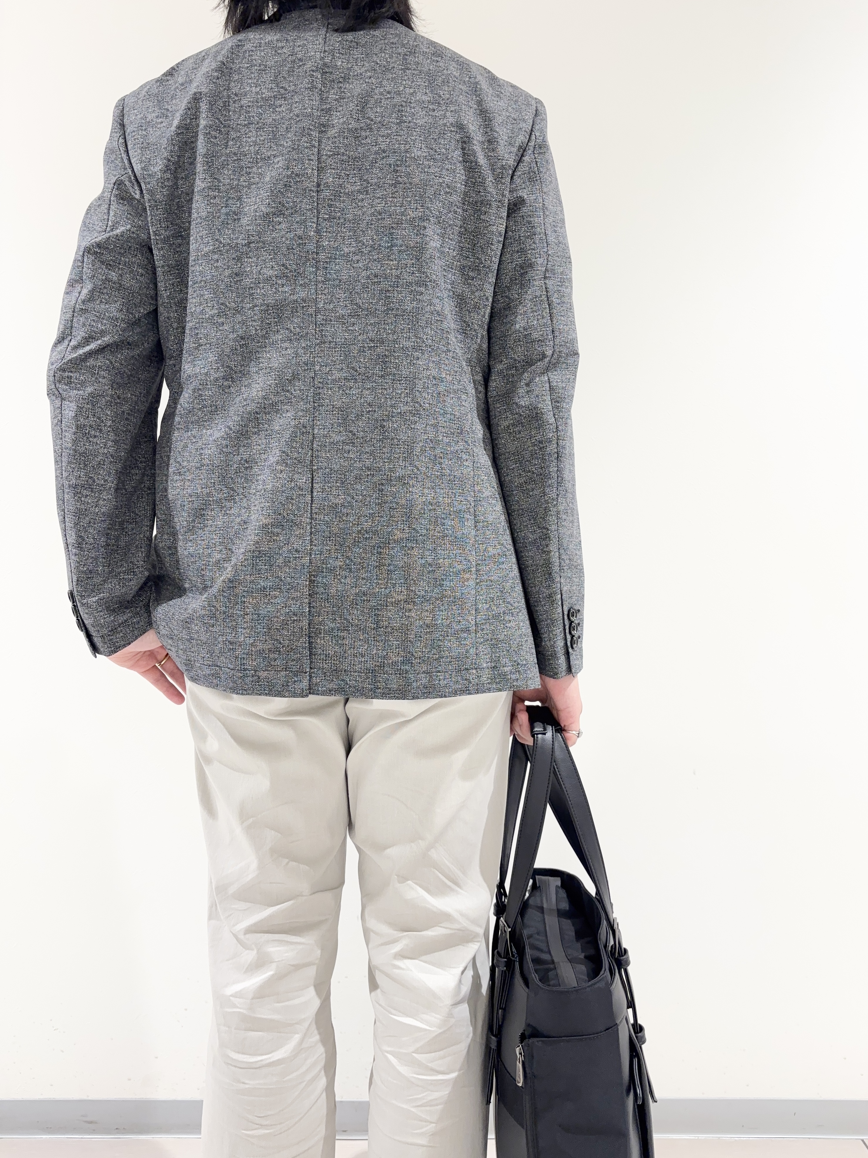 及川さんの「TAKEO KIKUCHI｜【抗菌防臭】COOL DOTS（R）ドビープリント ジャケット」を使ったコーディネート