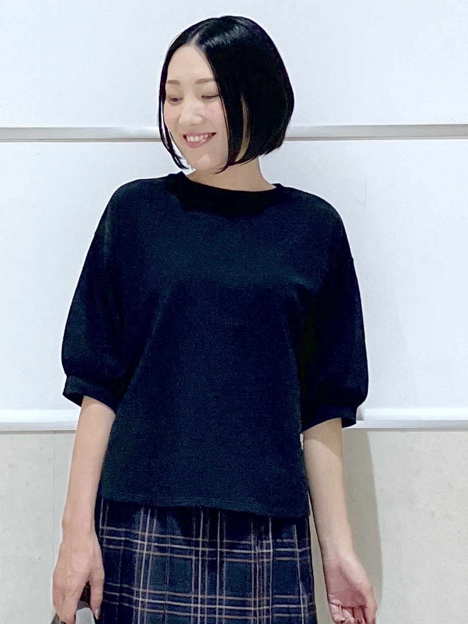 eriko さんの「Dessin｜バックヘンリーカットソー5分袖」を使ったコーディネート